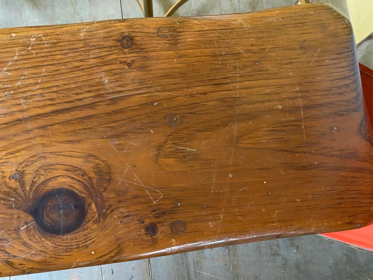 Rustic Country Pine Bench In Fair Condition In Sheffield, MA