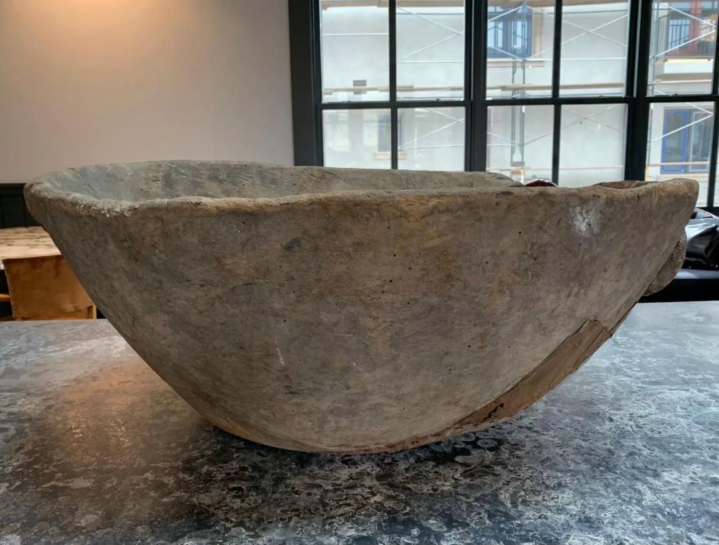 Rustic Decorative Wooden Bowl In Excellent Condition For Sale In Sausalito, CA