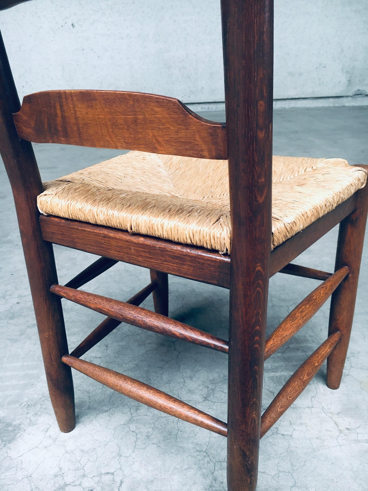 Set di sedie da pranzo Rustic Design con schienale a scaletta in Oak e giunco, Belgio anni '60 in vendita 12