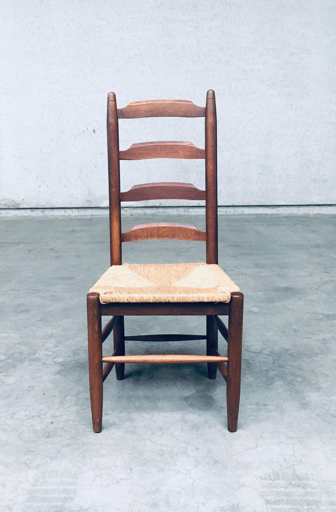 Set di sedie da pranzo Rustic Design con schienale a scaletta in Oak e giunco, Belgio anni '60 in vendita 2