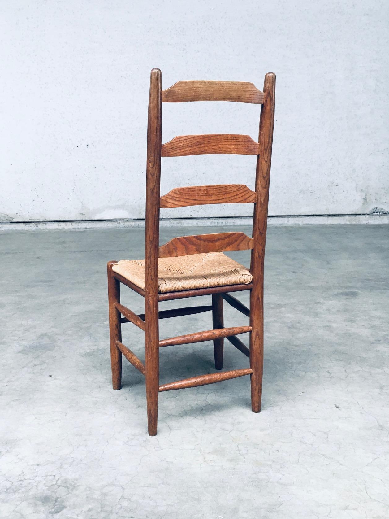 Sedie da pranzo Rustic Design con schienale a scaletta in Oak e giunco, Belgio anni '60 in vendita 4