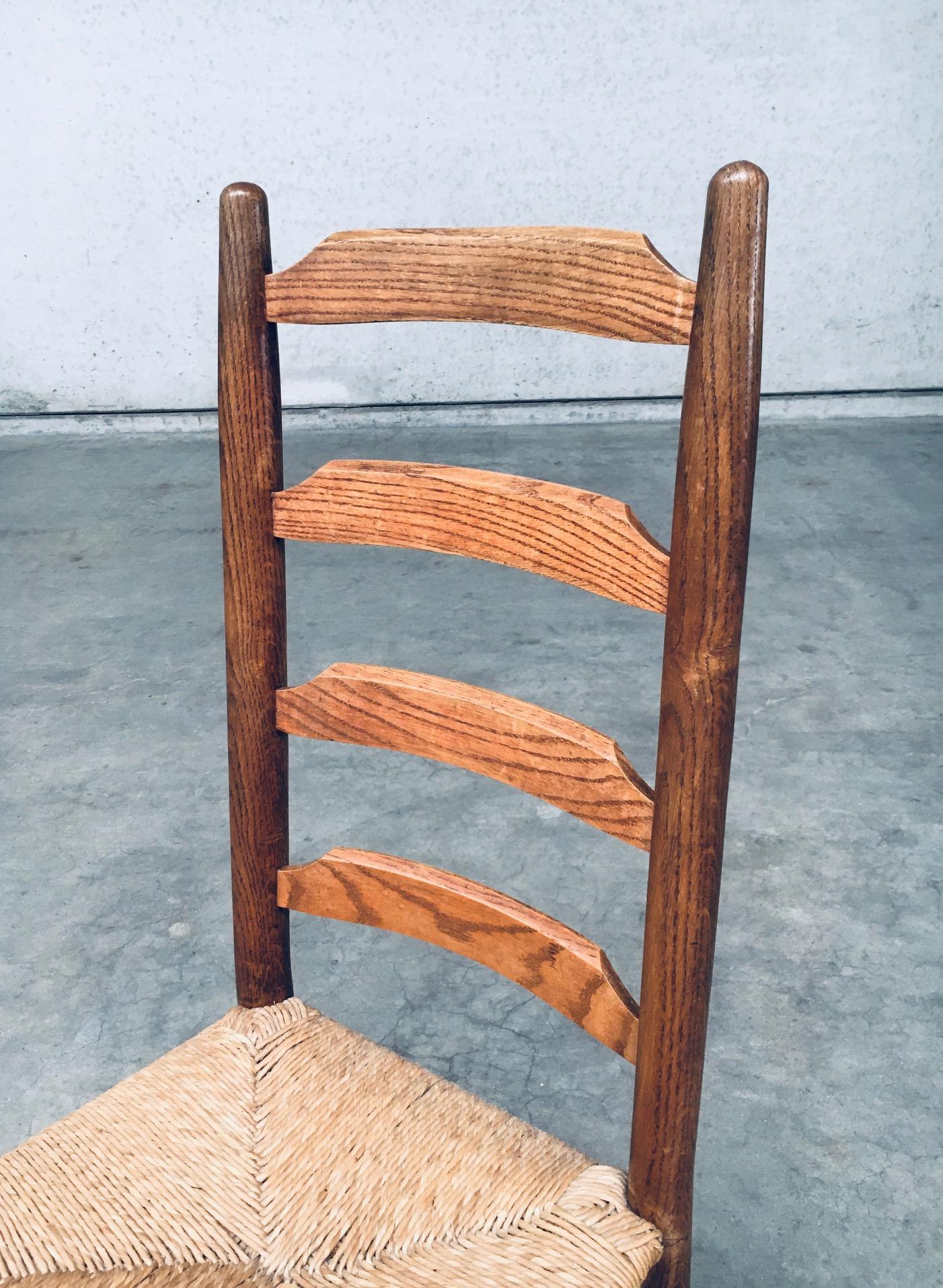 Sedie da pranzo Rustic Design con schienale a scaletta in Oak e giunco, Belgio anni '60 in vendita 5
