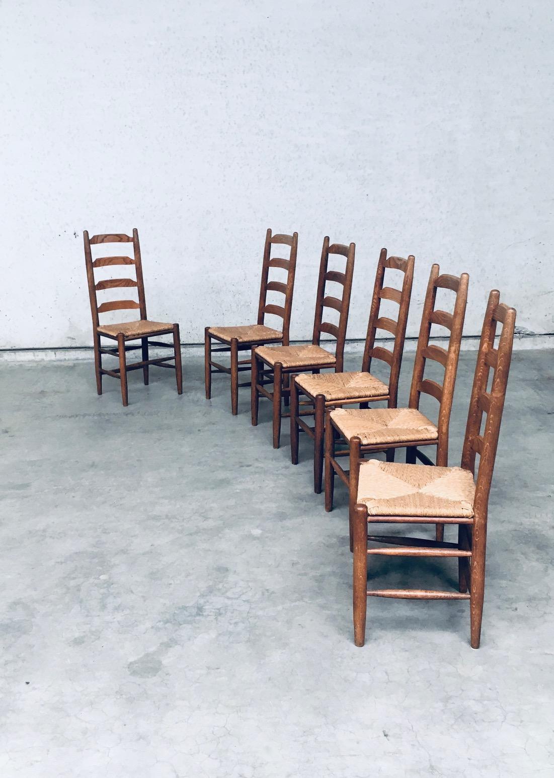 Belga Sedie da pranzo Rustic Design con schienale a scaletta in Oak e giunco, Belgio anni '60 in vendita