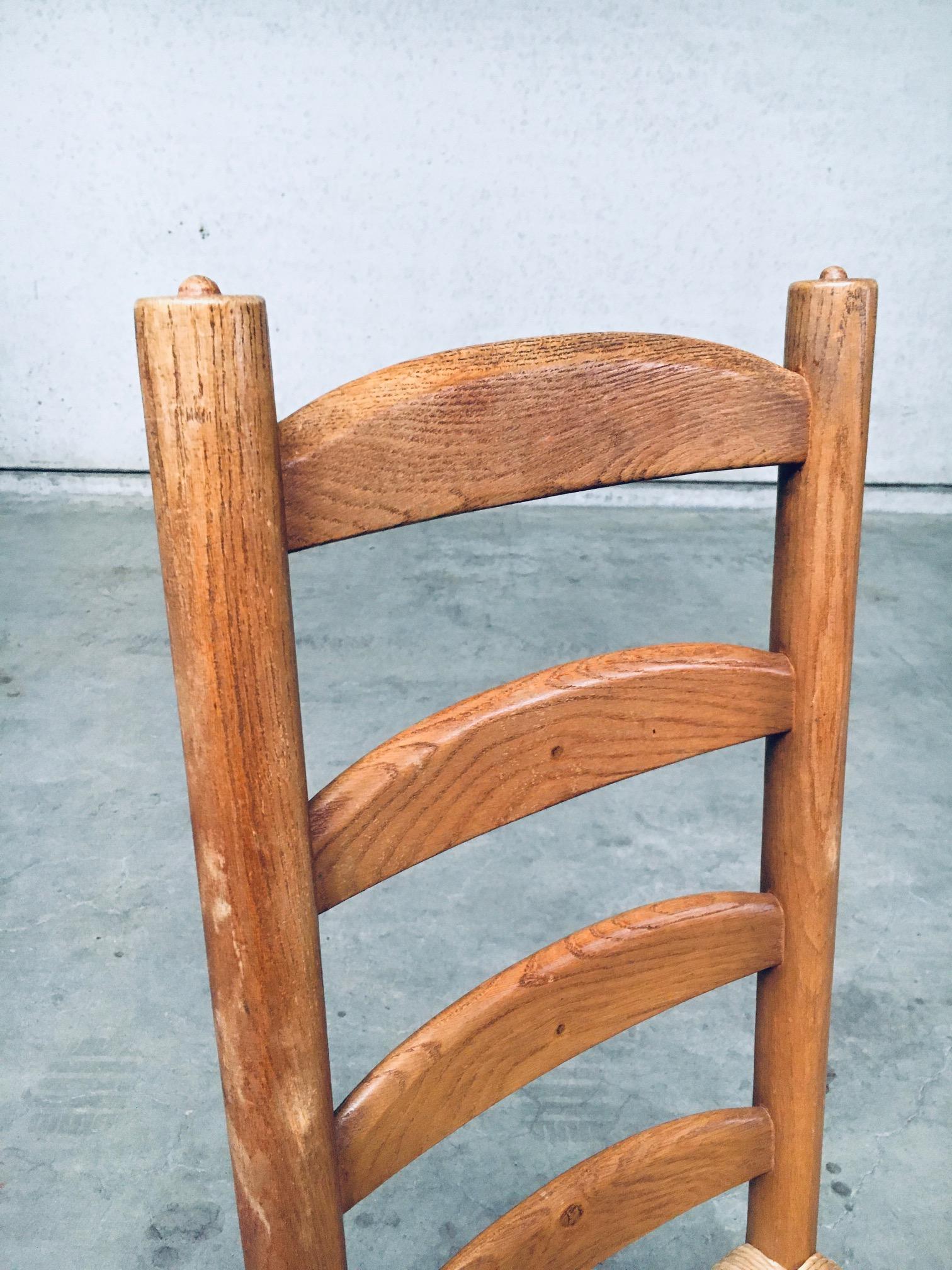 Sedie da pranzo con schienale alto in Oak e giunco di Rustic Design, Belgio anni '50 in vendita 9