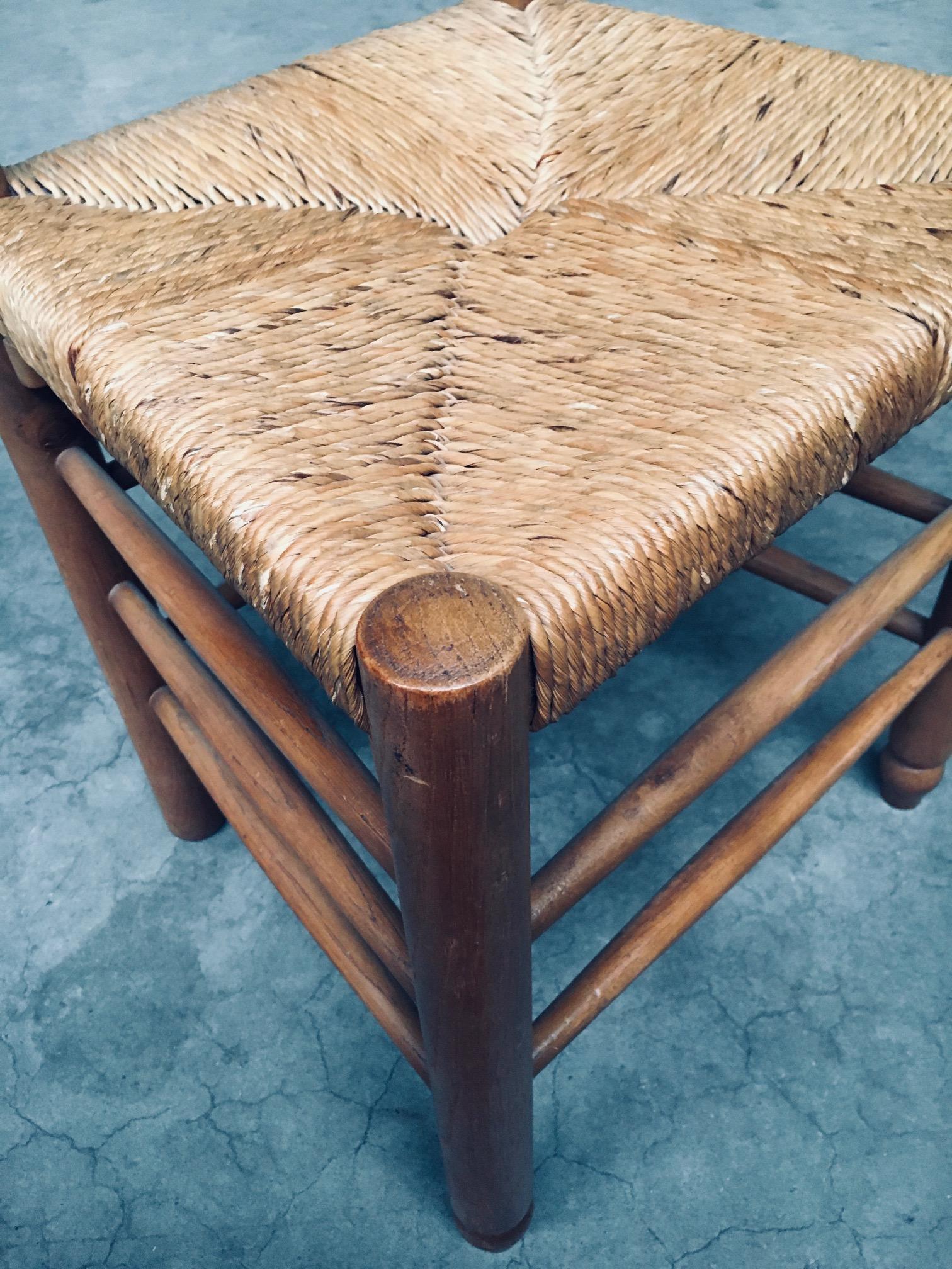 Sedie da pranzo con schienale alto in Oak e giunco di Rustic Design, Belgio anni '50 in vendita 12
