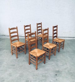 Rustic Design Sillas de comedor con respaldo alto de roble y junco, años 50 Bélgica