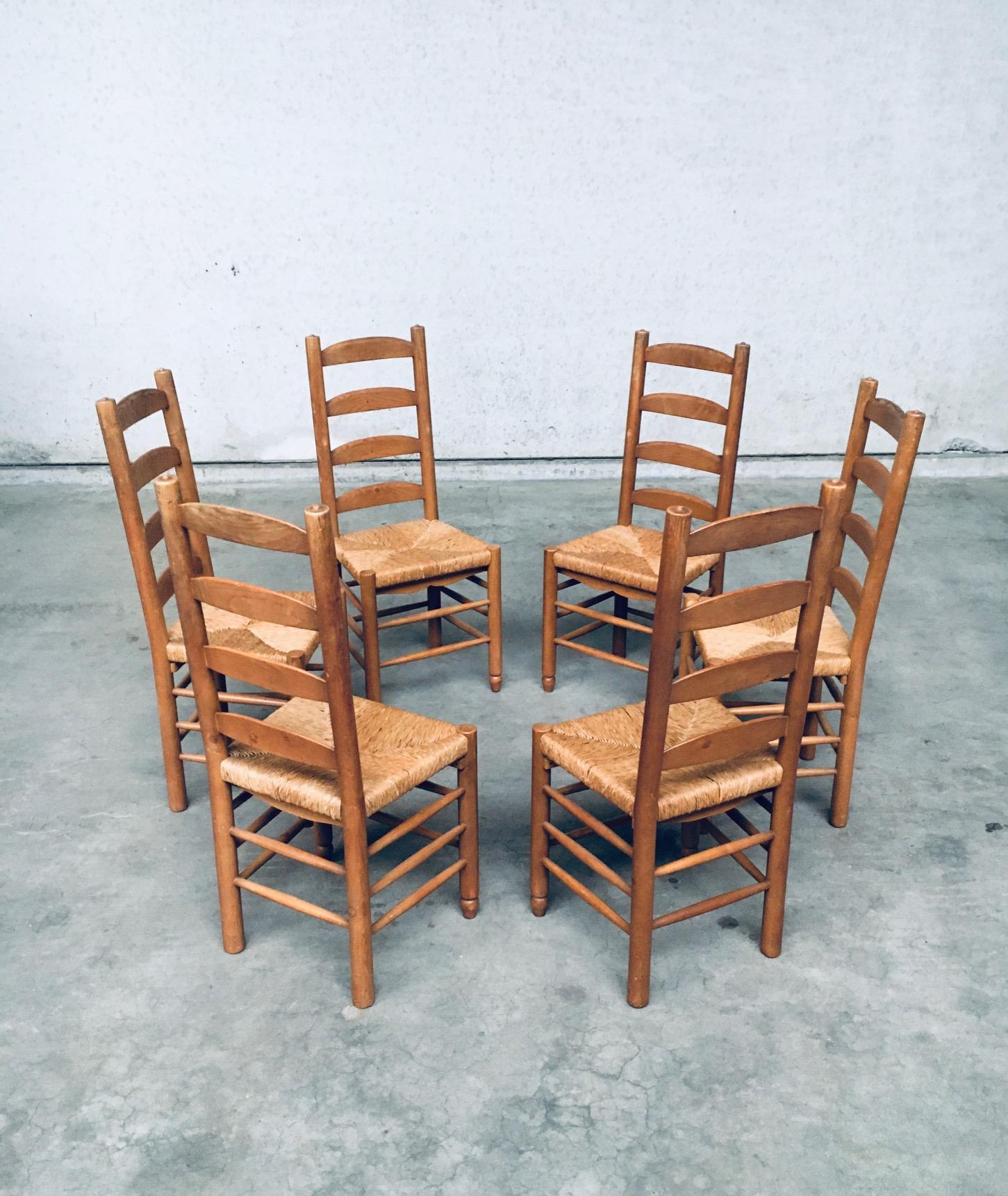 Giunco Sedie da pranzo con schienale alto in Oak e giunco di Rustic Design, Belgio anni '50 in vendita