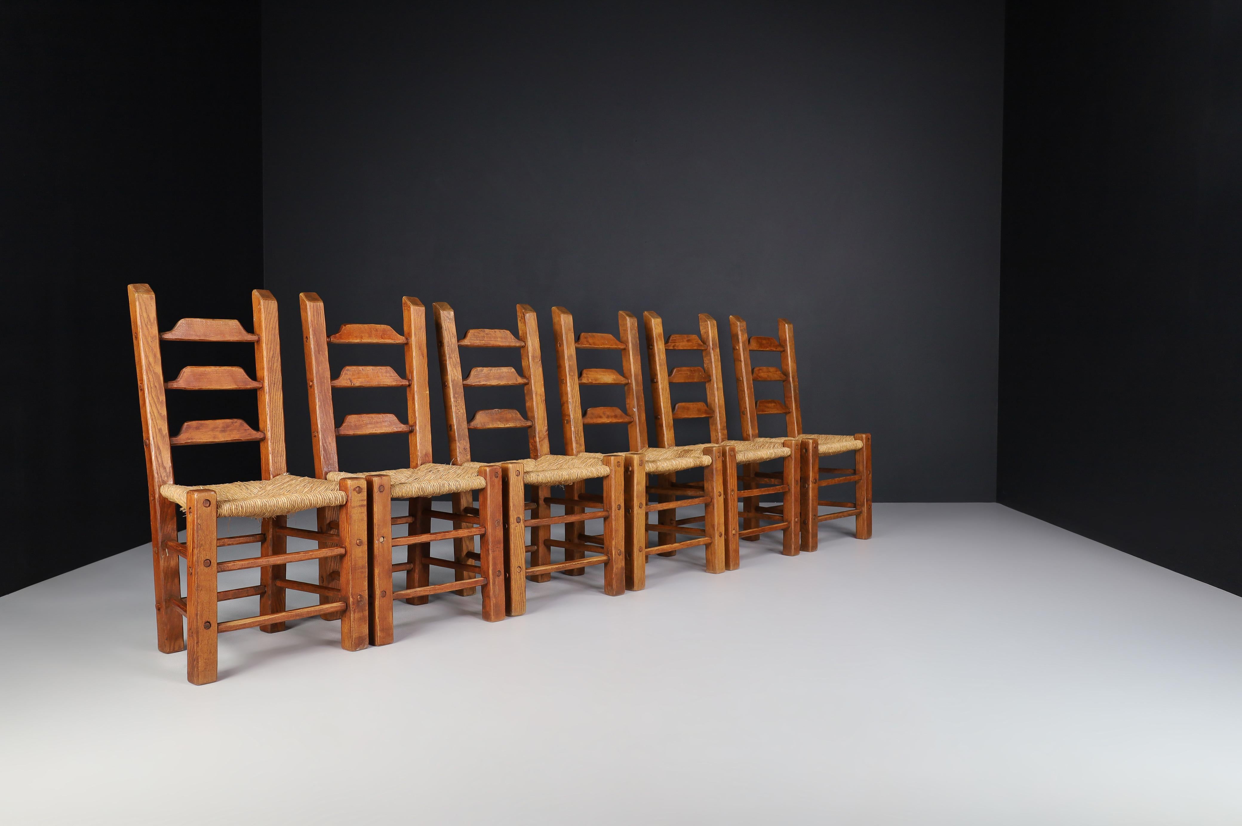 Spanish Rustic Dining Chairs in Oak and Rush, Spain, 1960s   For Sale