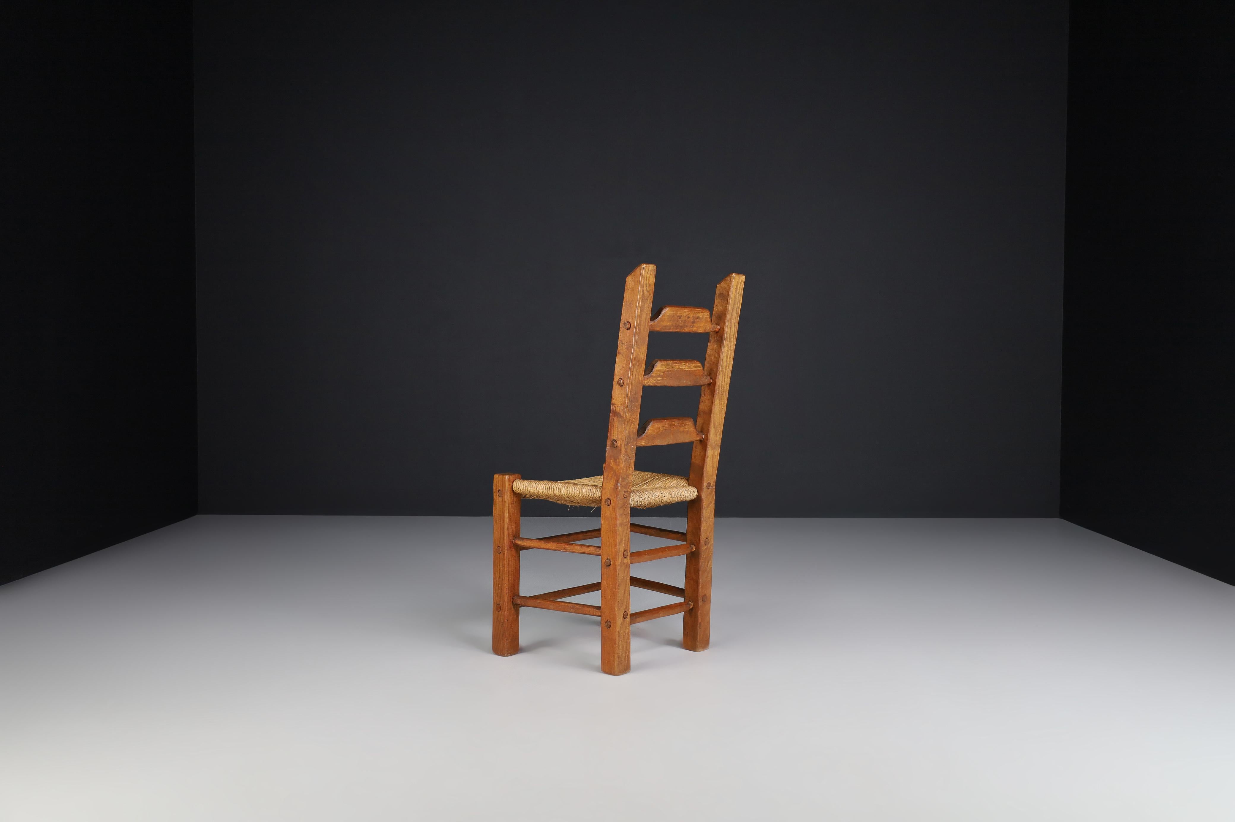 Rustic Dining Chairs in Oak and Rush, Spain, 1960s   For Sale 2