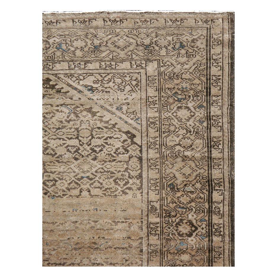Rustic Early 20th Century Handmade Persian Malayer Gallery Accent Rug In Good Condition For Sale In New York, NY