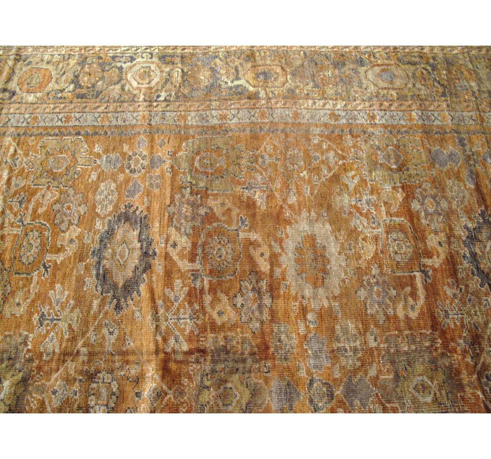Rustic Early 20th Century Handmade Persian Mahal Room Size Carpet For Sale 4