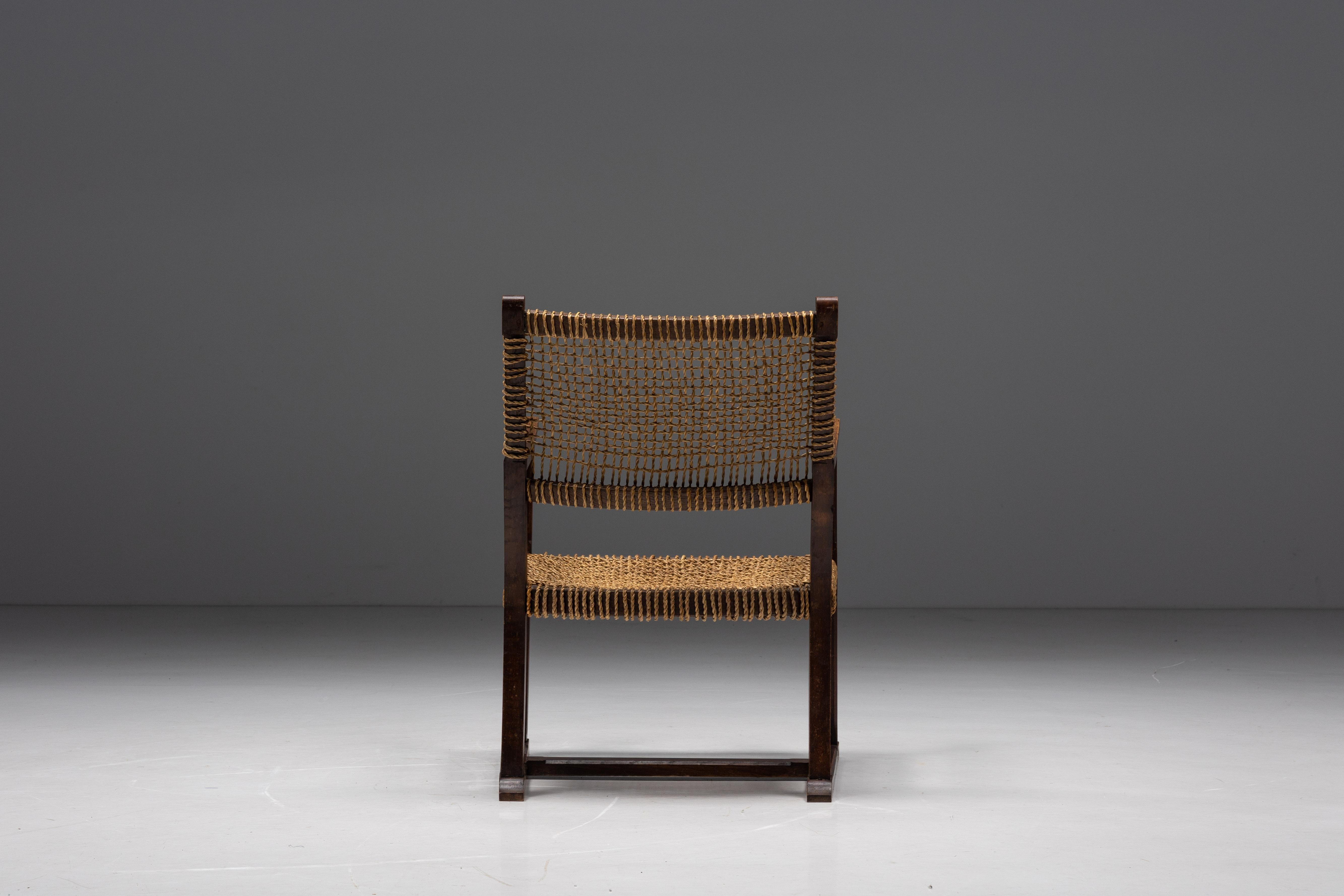 Rustic Easy Chair in Solid Wood and Rope, France, 1930s In Excellent Condition For Sale In Antwerp, BE