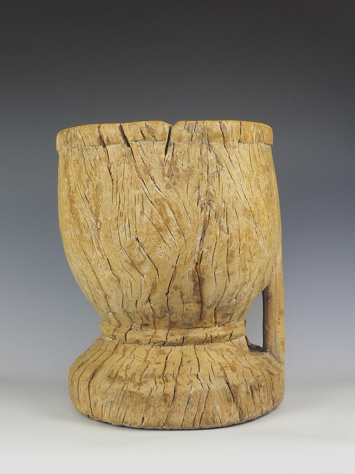 19th century hand carved large wooden Elm mortar or grain bowl. Carved from a solid piece of Elm,

Oversized and decorative piece that would look incredible in any home.
