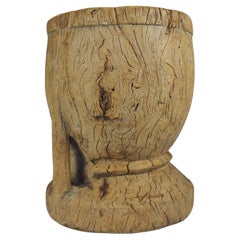 Grand bol à mortier/grain en bois d'orme rustique sculpté à la main