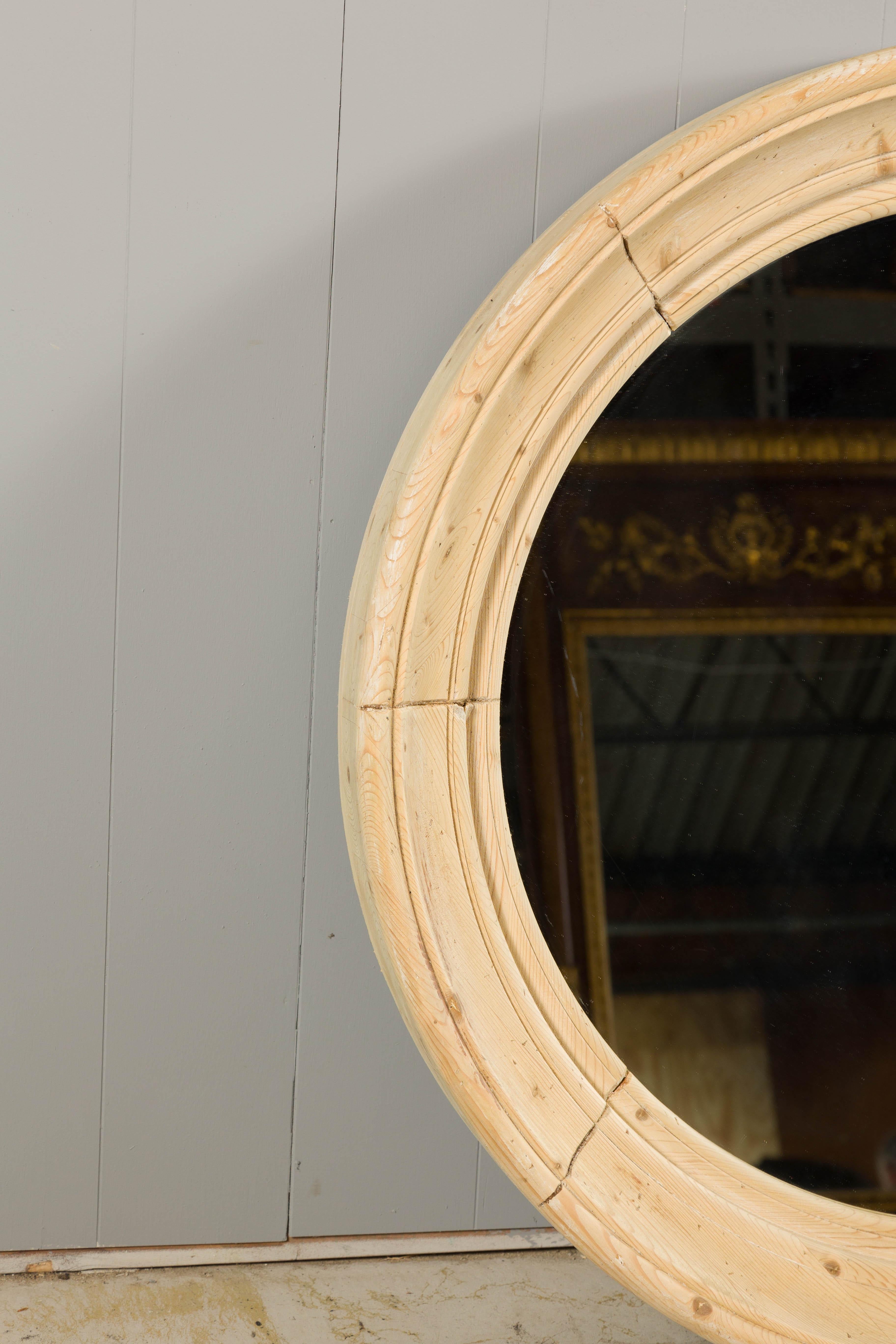 20th Century Rustic English Midcentury Pine Round Bullseye Mirror with Natural Finish