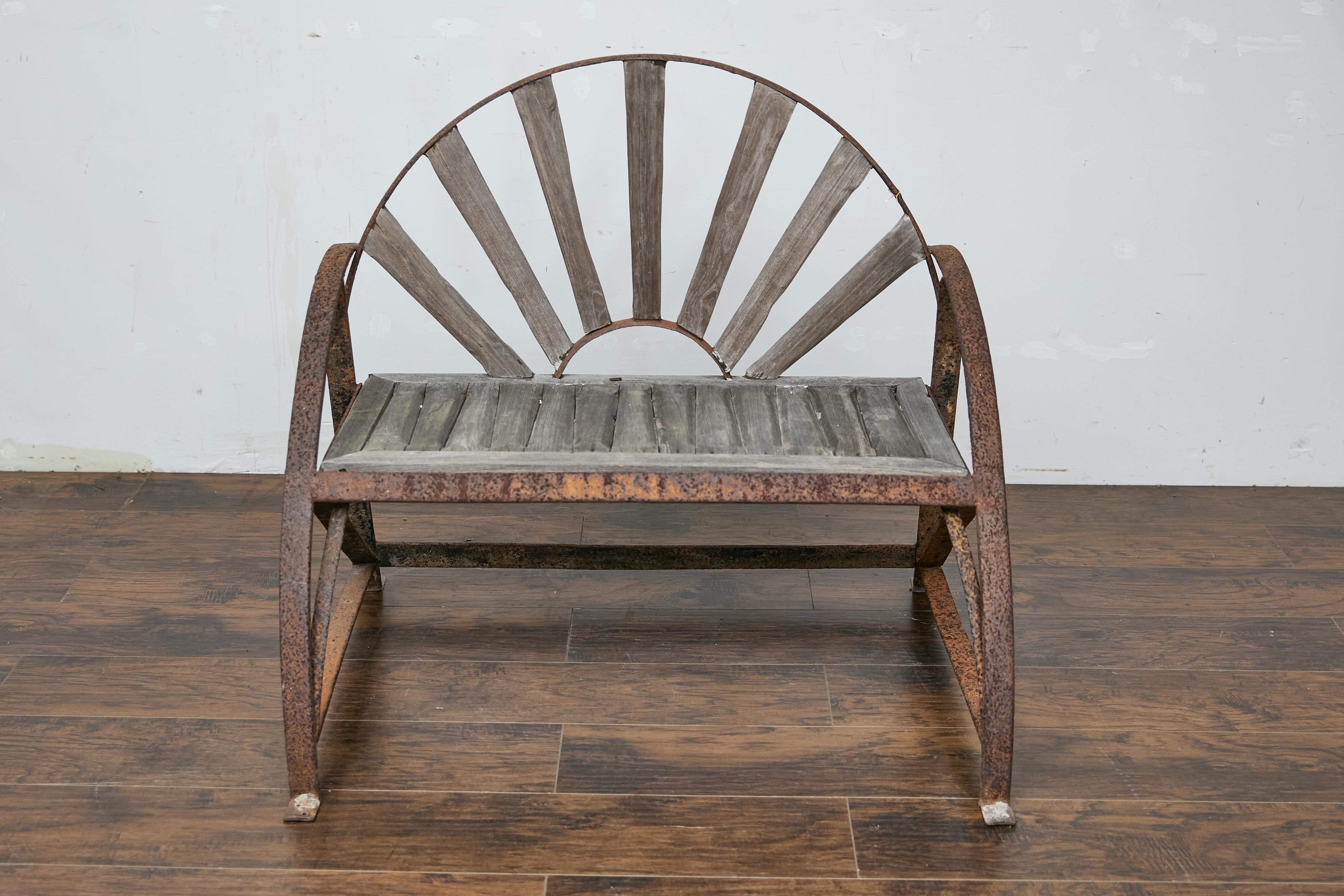 Victorien Banc de jardin victorien anglais rustique du 19ème siècle avec dos en forme d'éventail en vente