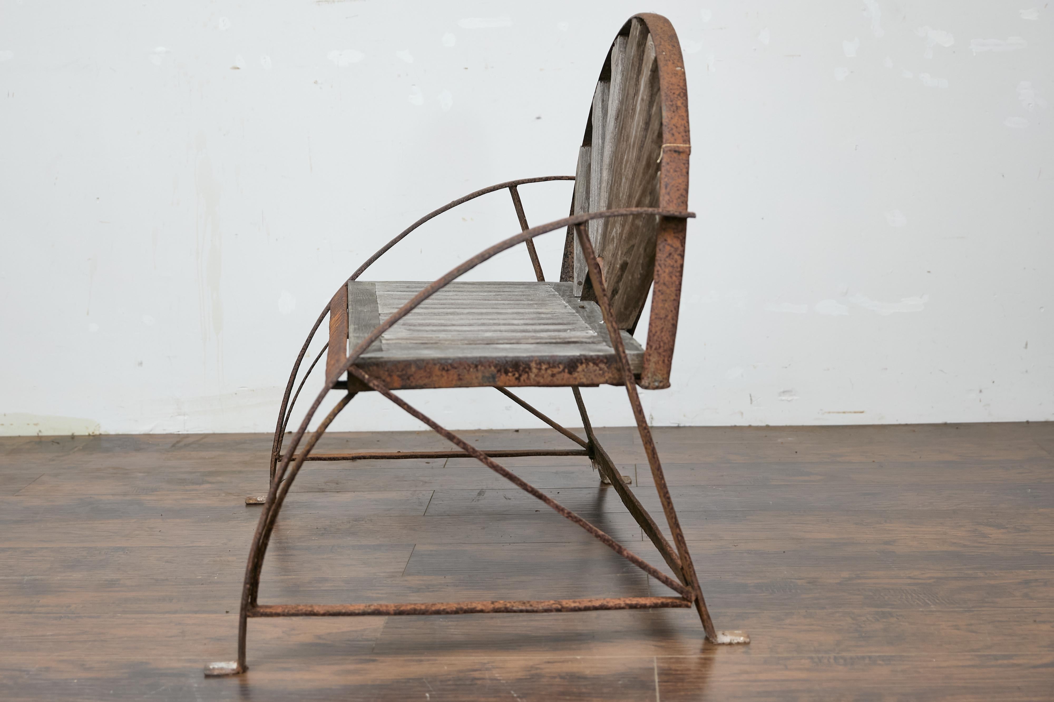 Fer Banc de jardin victorien anglais rustique du 19ème siècle avec dos en forme d'éventail en vente