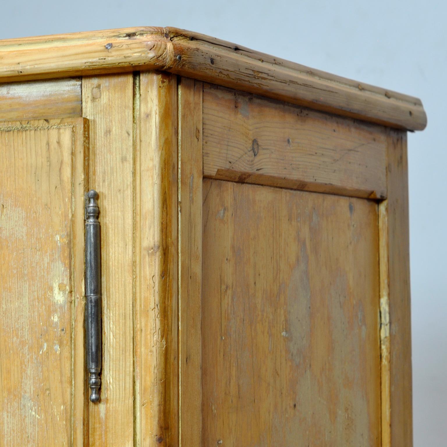 Rustic European Pine Ice Cabinet, Circa 1910 For Sale 5