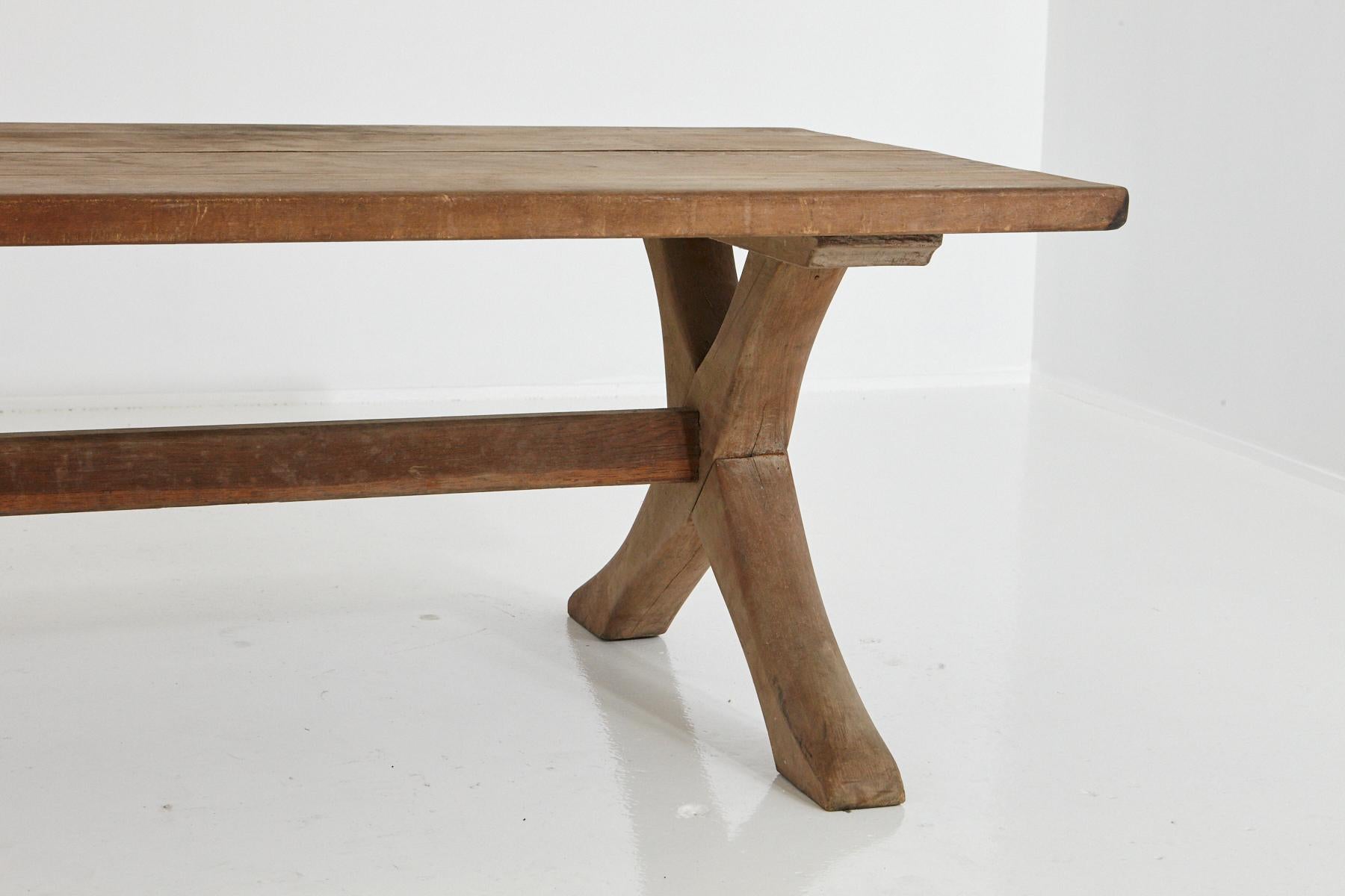 Rustic Farm Style Rectangular Oak Cocktail Table with X Shape Legs, 1950s In Good Condition In Pau, FR