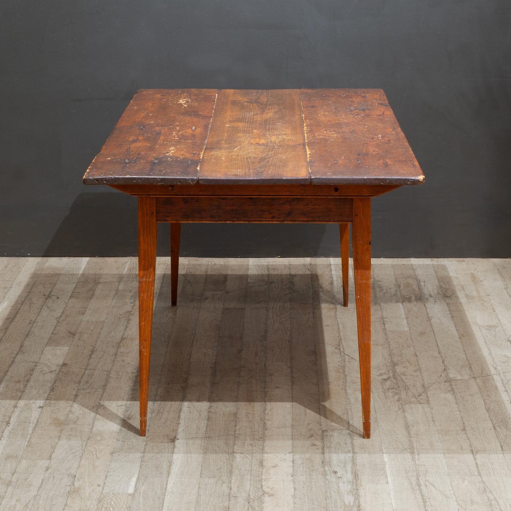 XIXe siècle Table de salle à manger rustique en vente