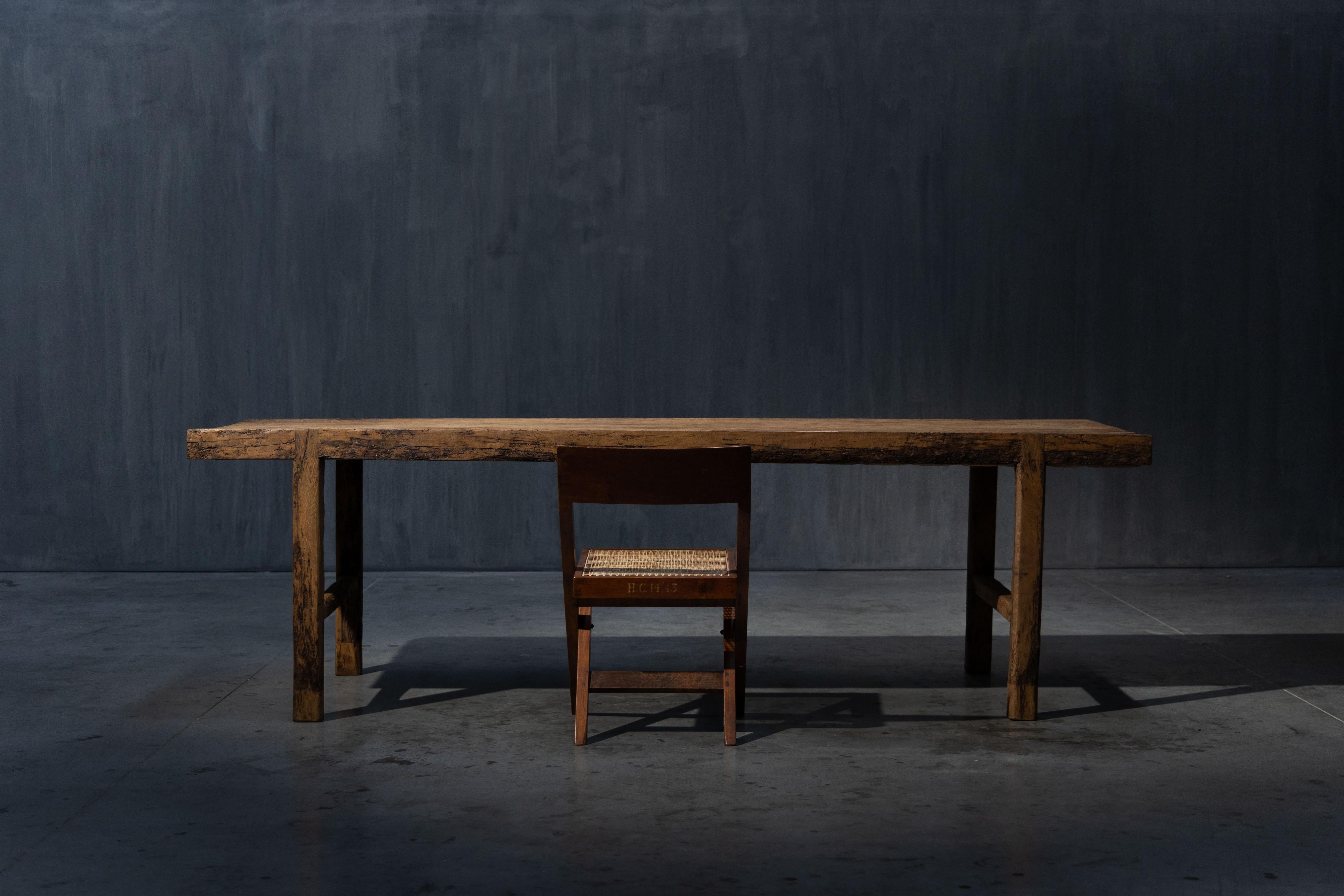 Table de salle à manger rustique, France, années 1950 en vente 3