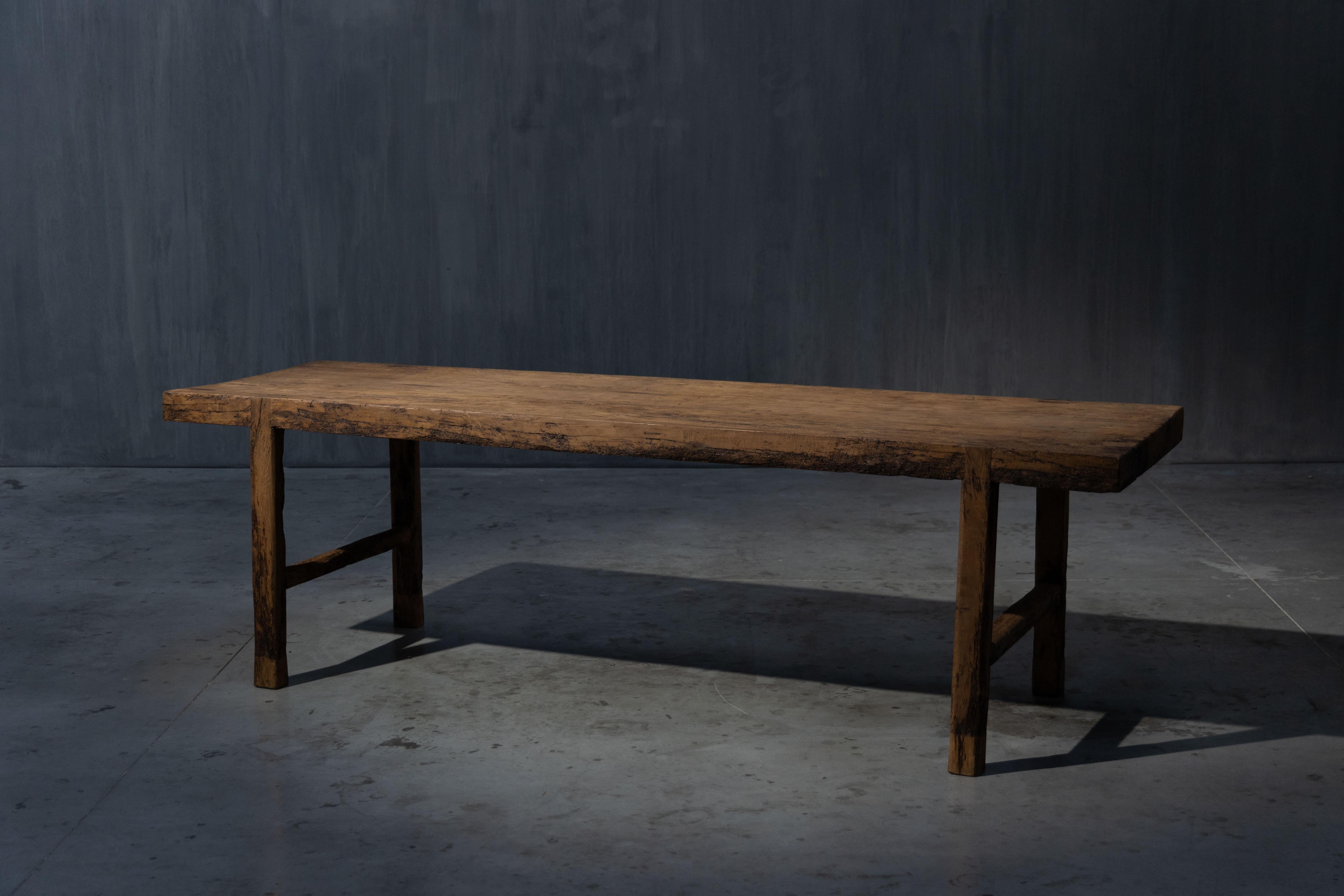 Bois Table de salle à manger rustique, France, années 1950 en vente