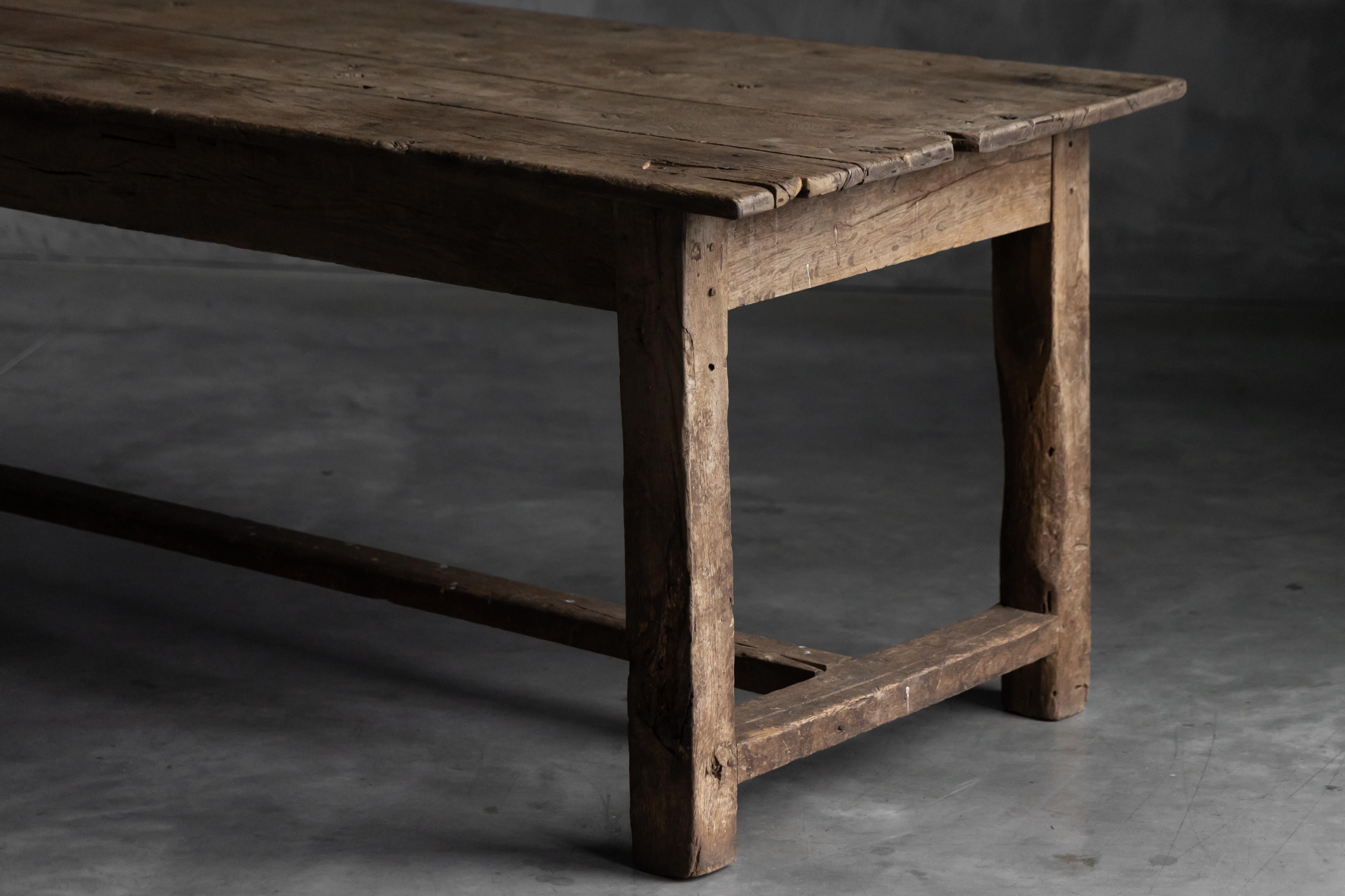 Français Rustic Farmhouse Dining Table, France, 19th Century en vente
