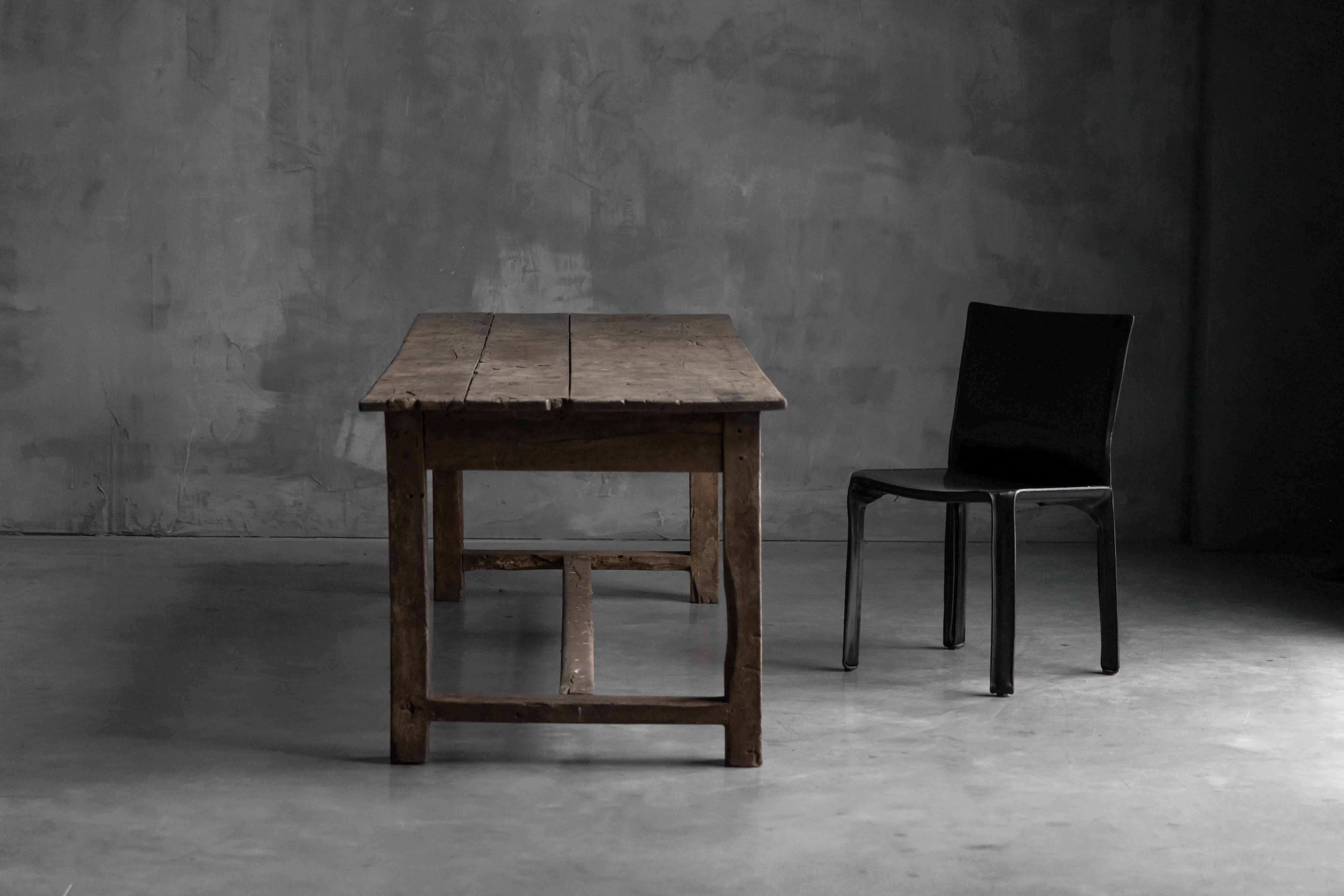 XIXe siècle Rustic Farmhouse Dining Table, France, 19th Century en vente