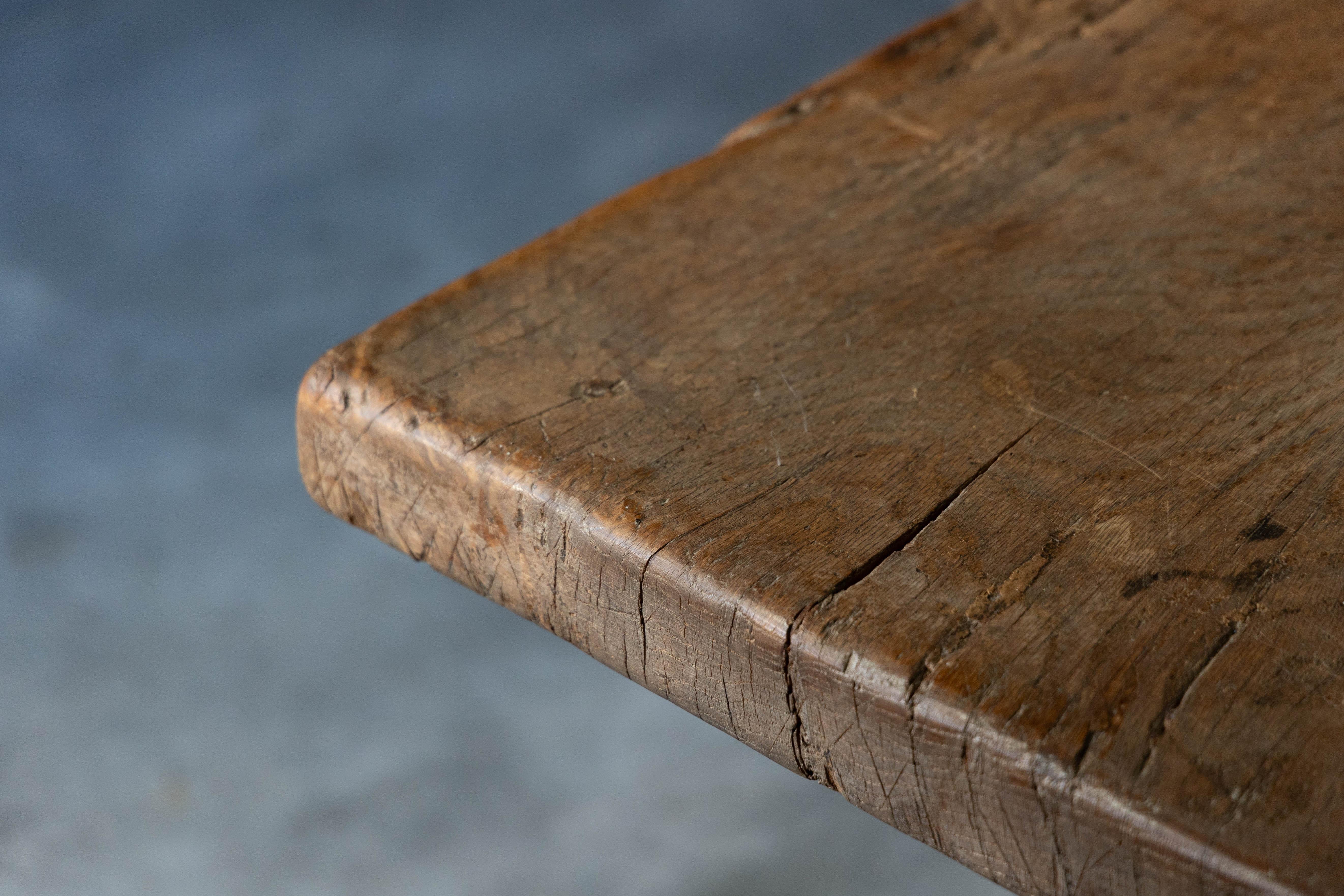 Table à manger de ferme rustique, France, début du 20e siècle en vente 9