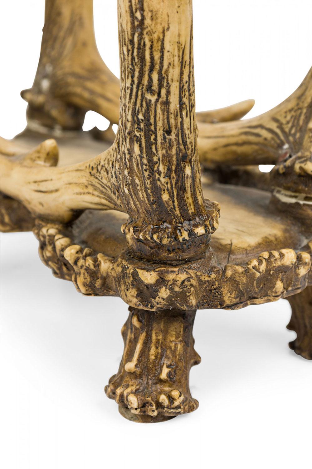 Portariviste rustico in finta corna di alce in vendita 4