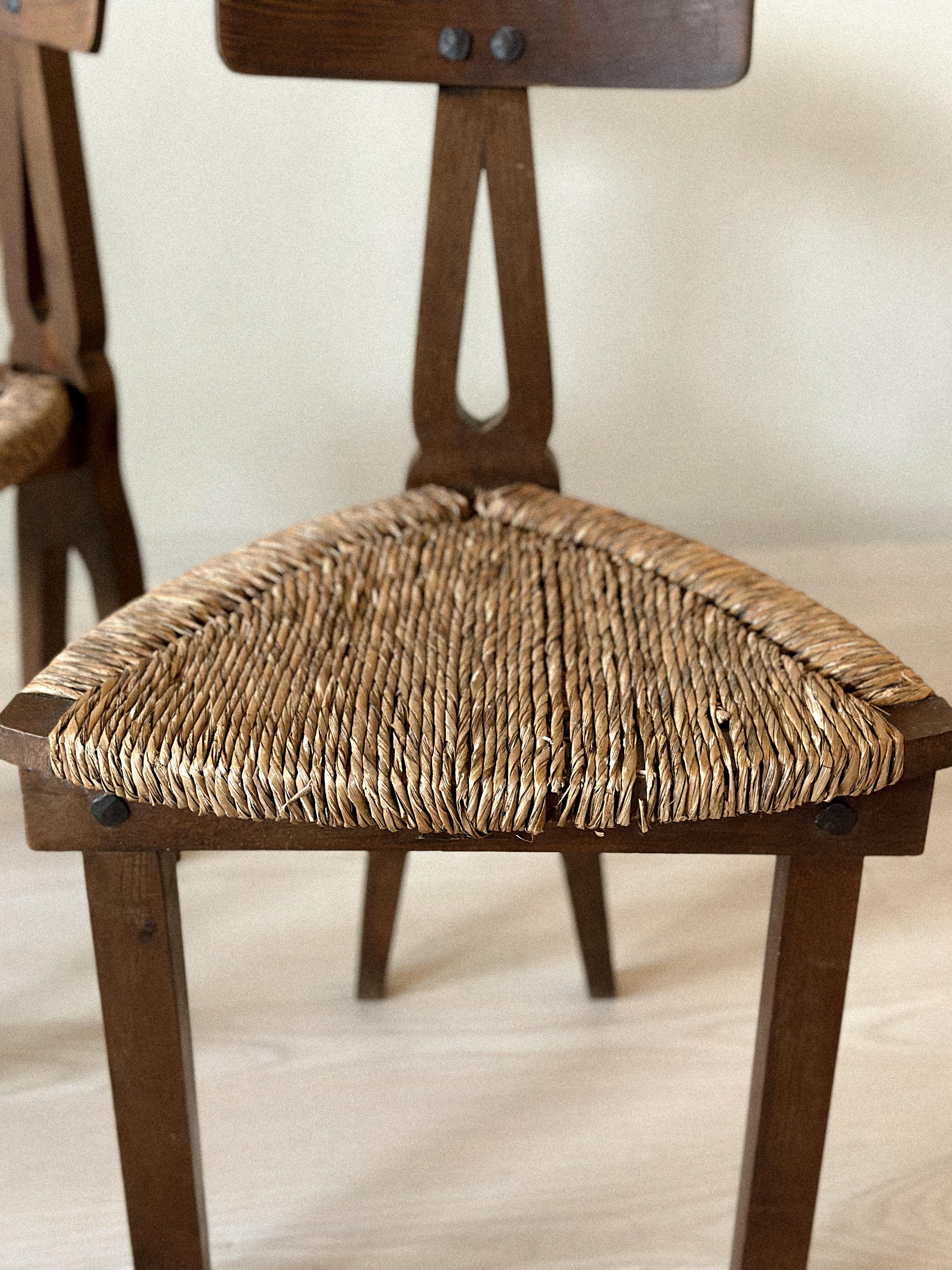 Rustic Fireside Chairs with Sculpted Backrests and Rush Seats, Spain 1960s im Angebot 4