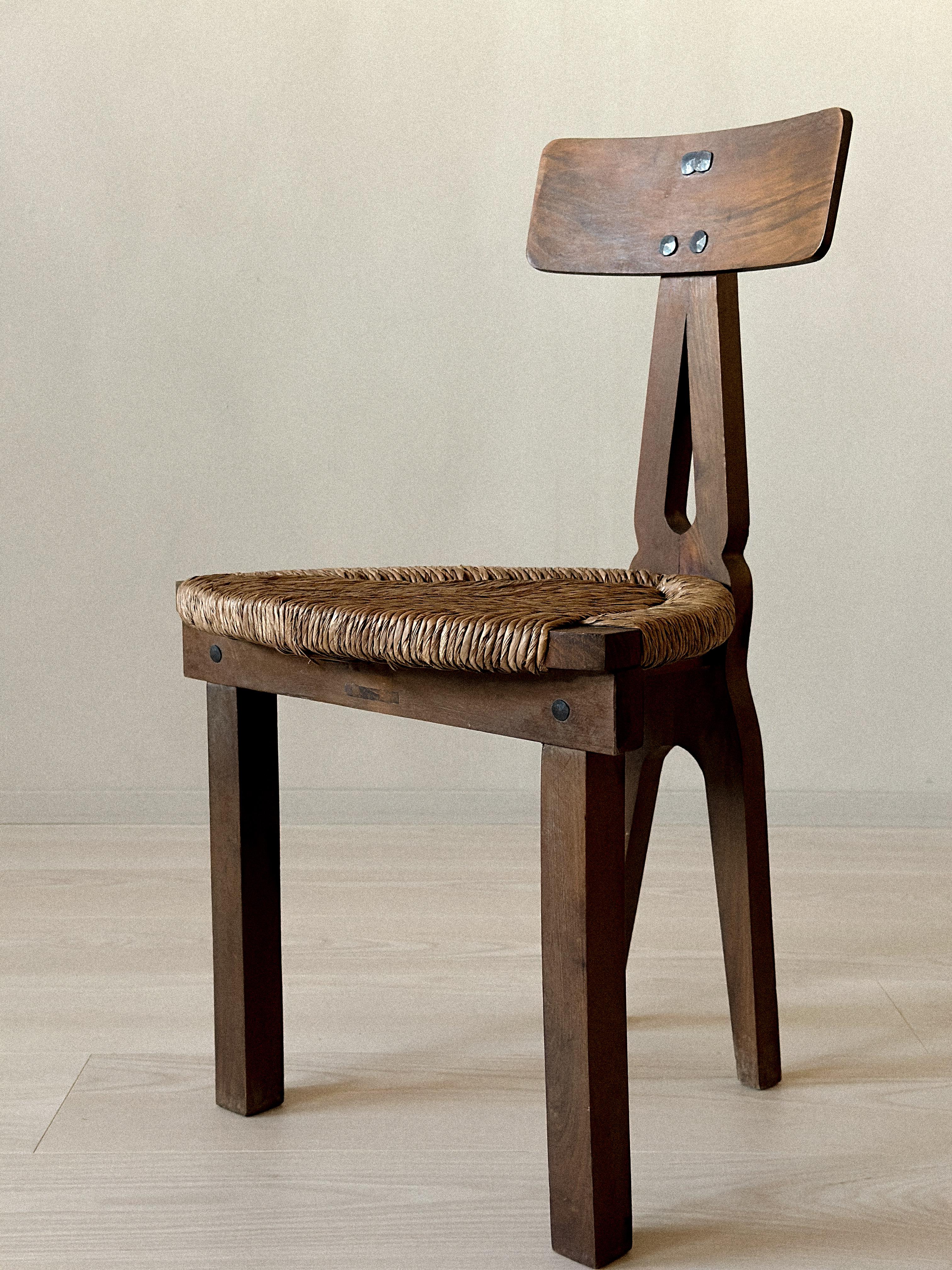 Rustic Fireside Chairs with Sculpted Backrests and Rush Seats, Spain 1960s im Angebot 1