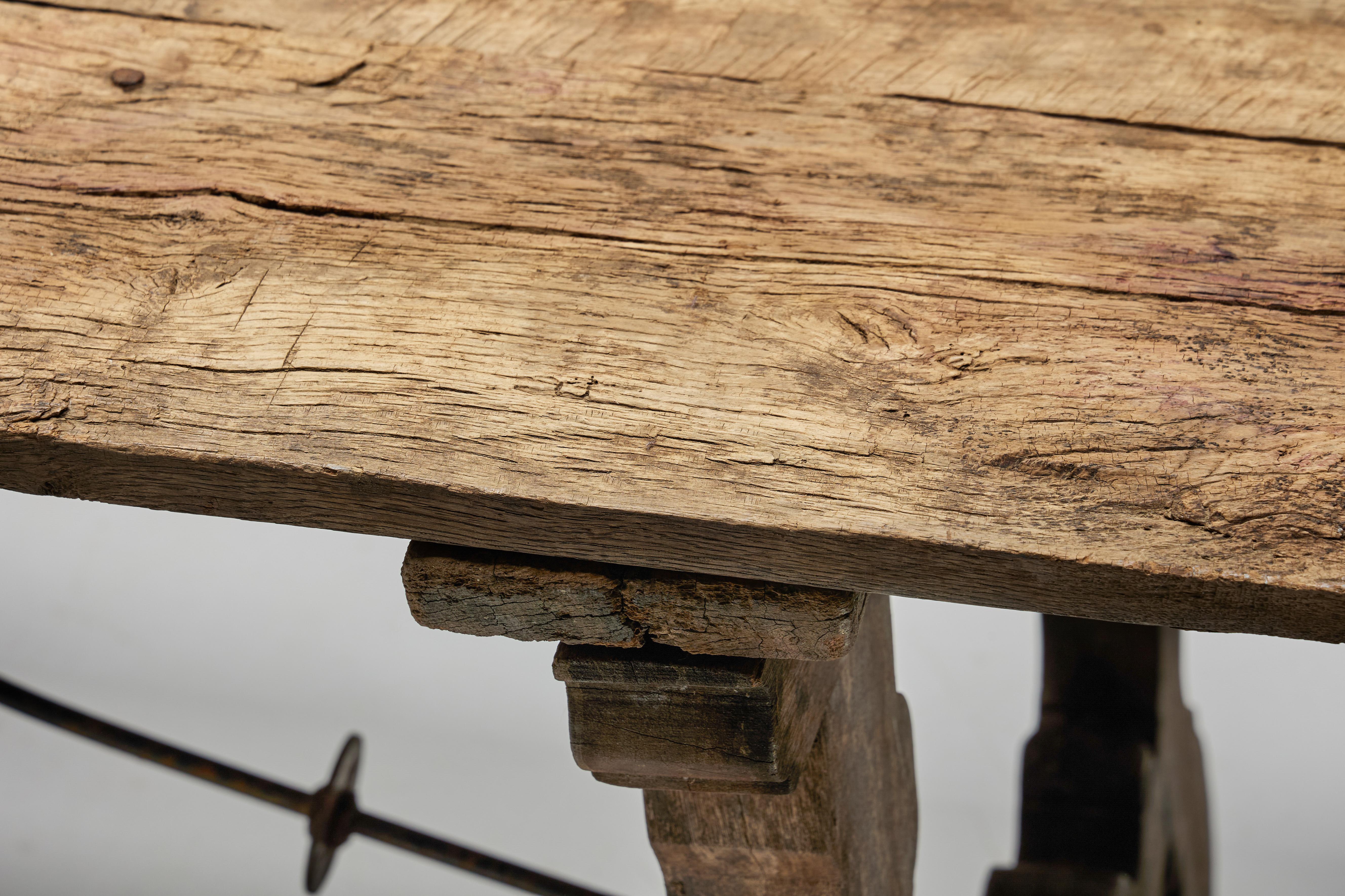 Fer Table à tréteaux rustique, Espagne, 19ème siècle en vente