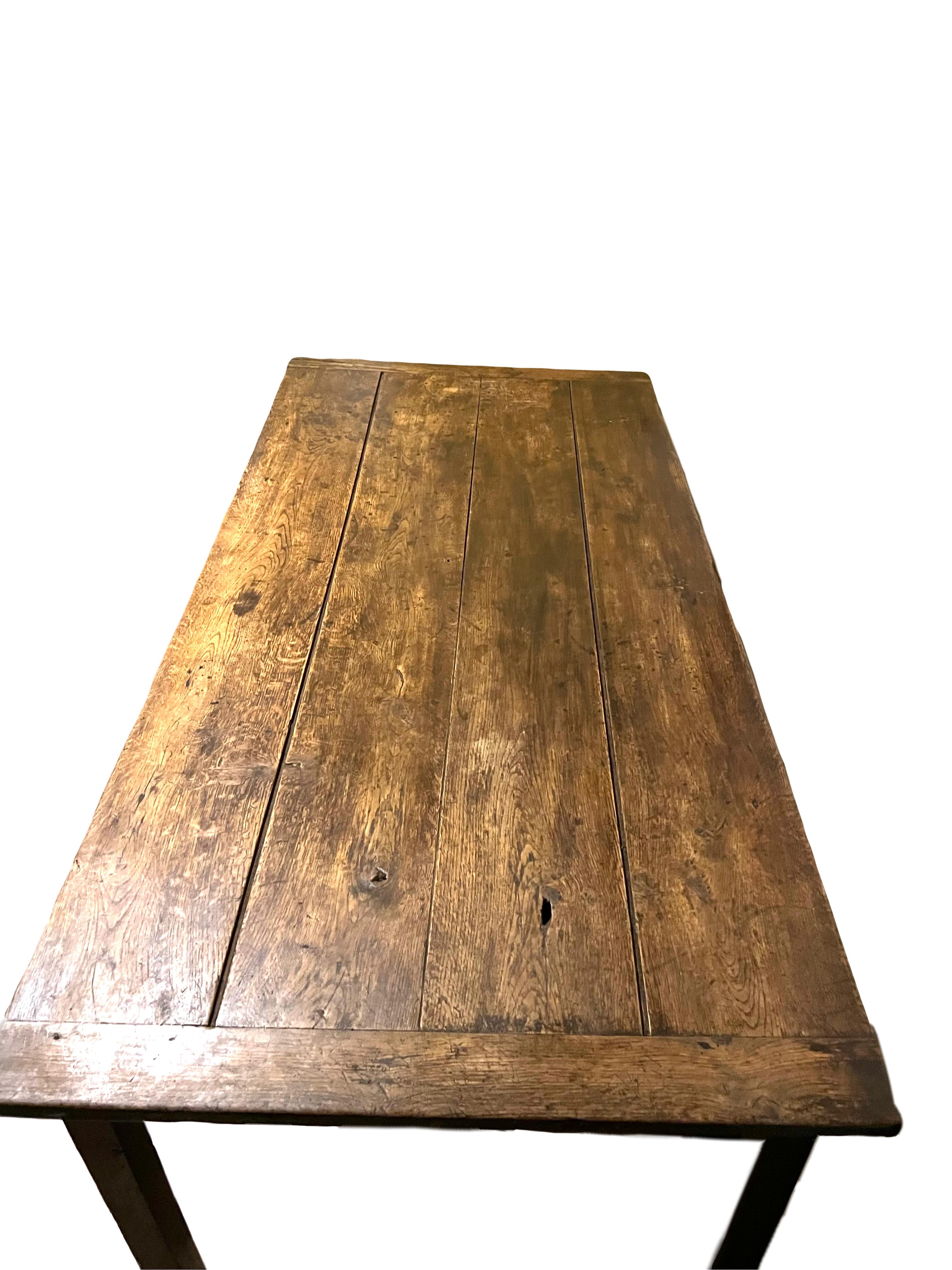 Rustic French 19th-century farmhouse table For Sale 5
