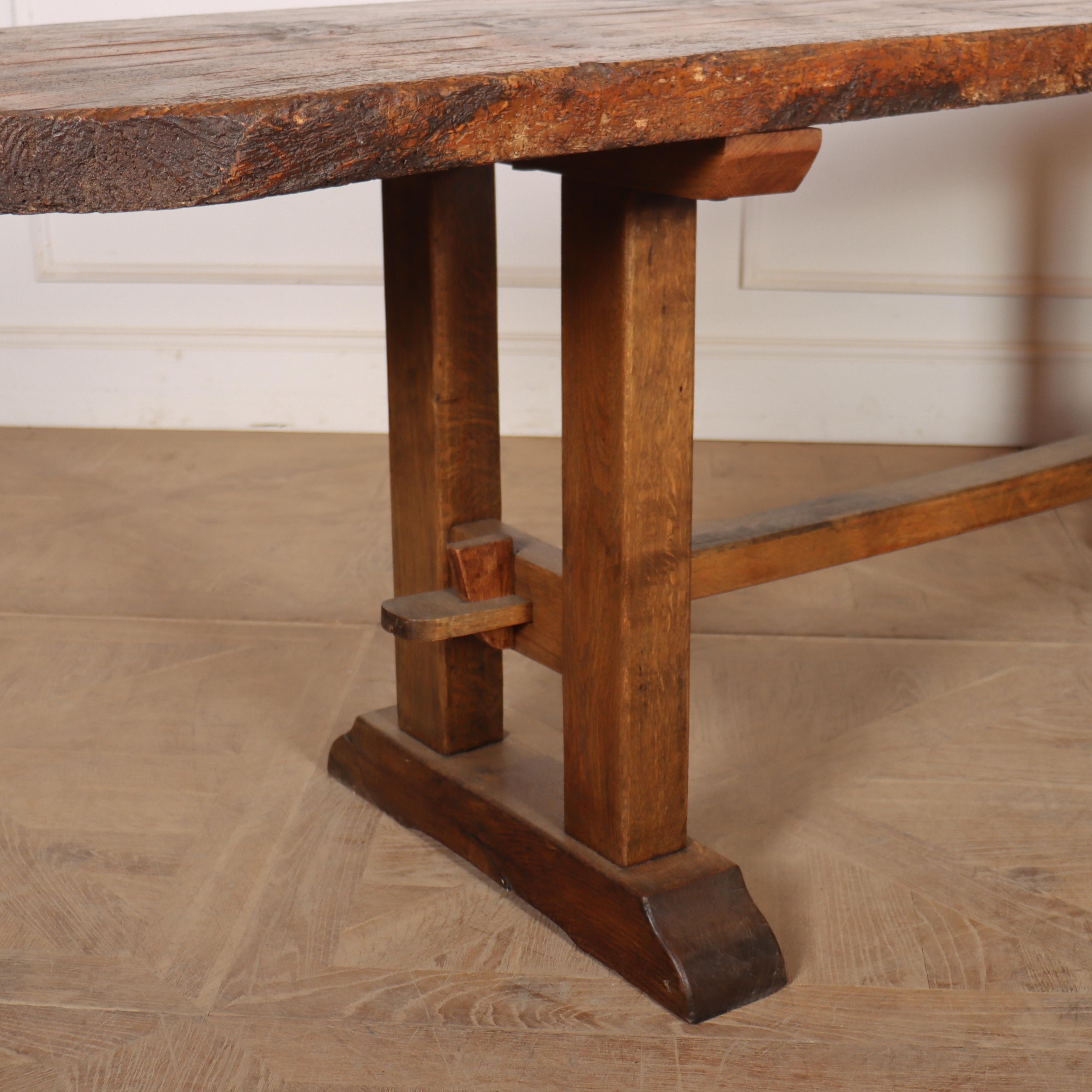 Console rustique en orme français du 19ème siècle avec un bon plateau épais. 1880.

Code : 8540

Dimensions :
W: 96