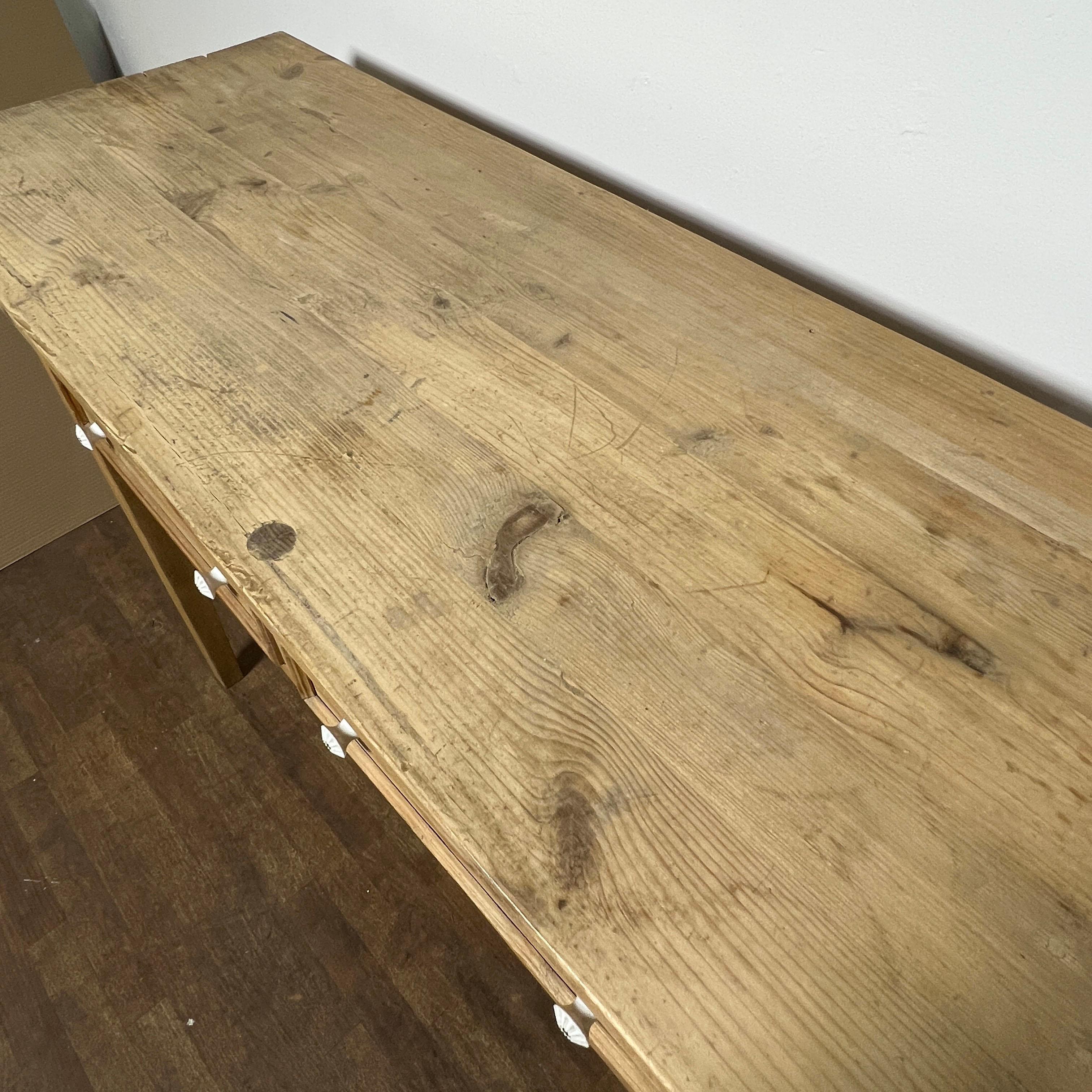 Rustic French Country Buffet Table in Stripped Pine For Sale 2