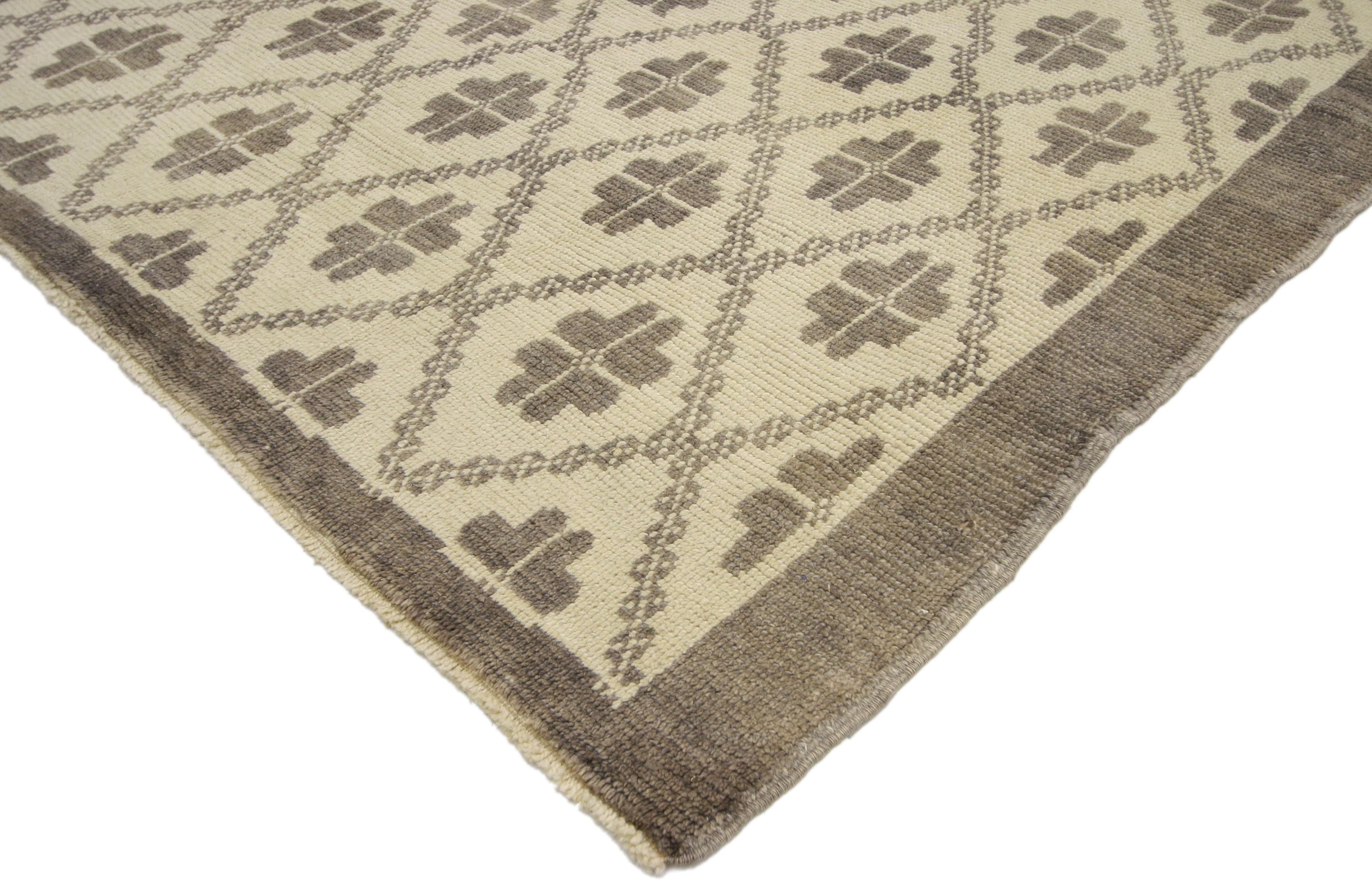 52383 Rustic French Country Style Vintage Turkish Oushak Rug, Kitchen, Foyer or Entry Rug 04'08 x 07'01. With relaxed elegance and comfortable refinement, this hand knotted wool vintage Turkish Oushak rug with rustic French Country style boasts a