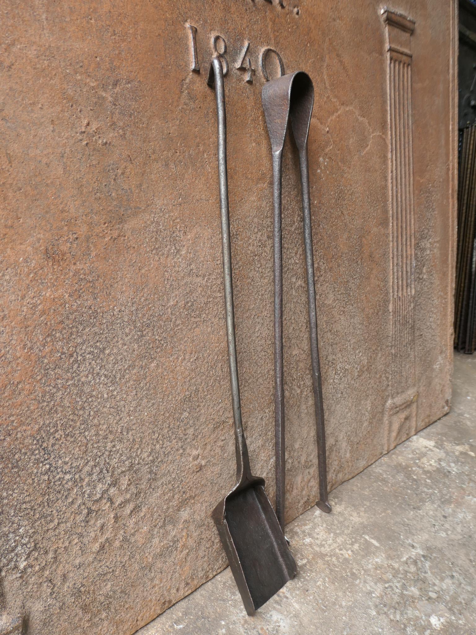 Rustic French Fireplace Tools, 17th-18th Century In Good Condition In Soest, NL