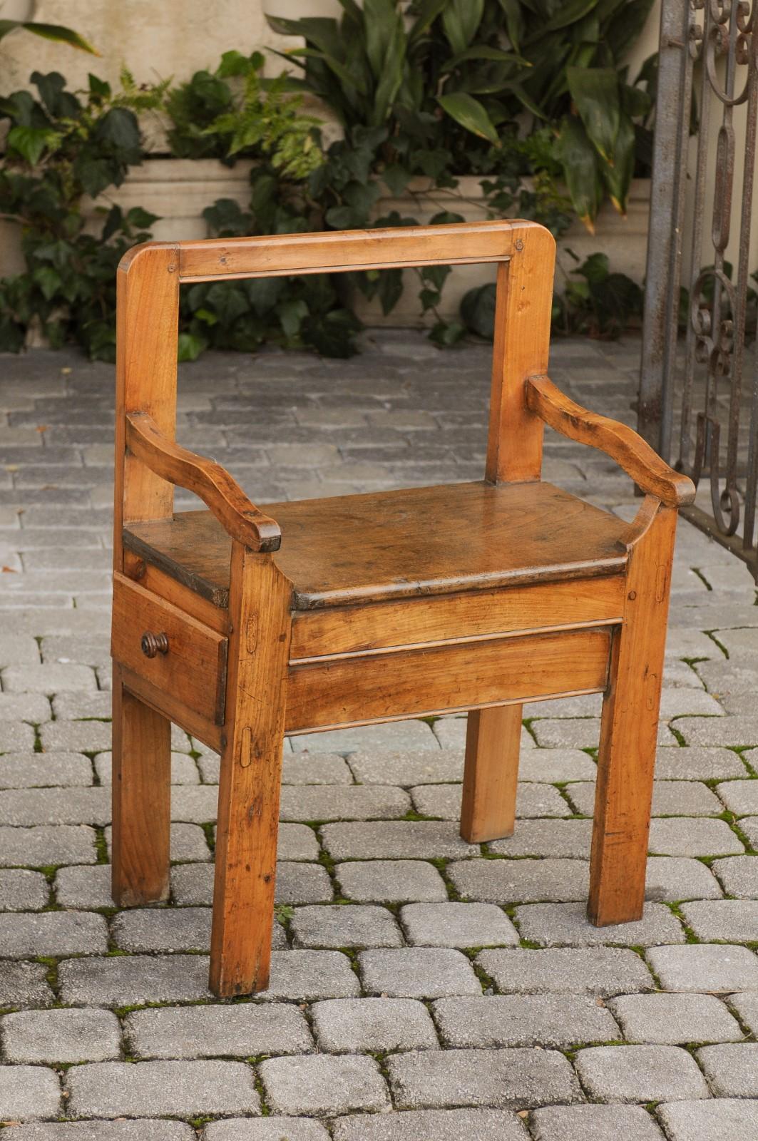 Rustic French Fruitwood Chair with Open Back and Lateral Drawer, circa 1820 In Good Condition In Atlanta, GA