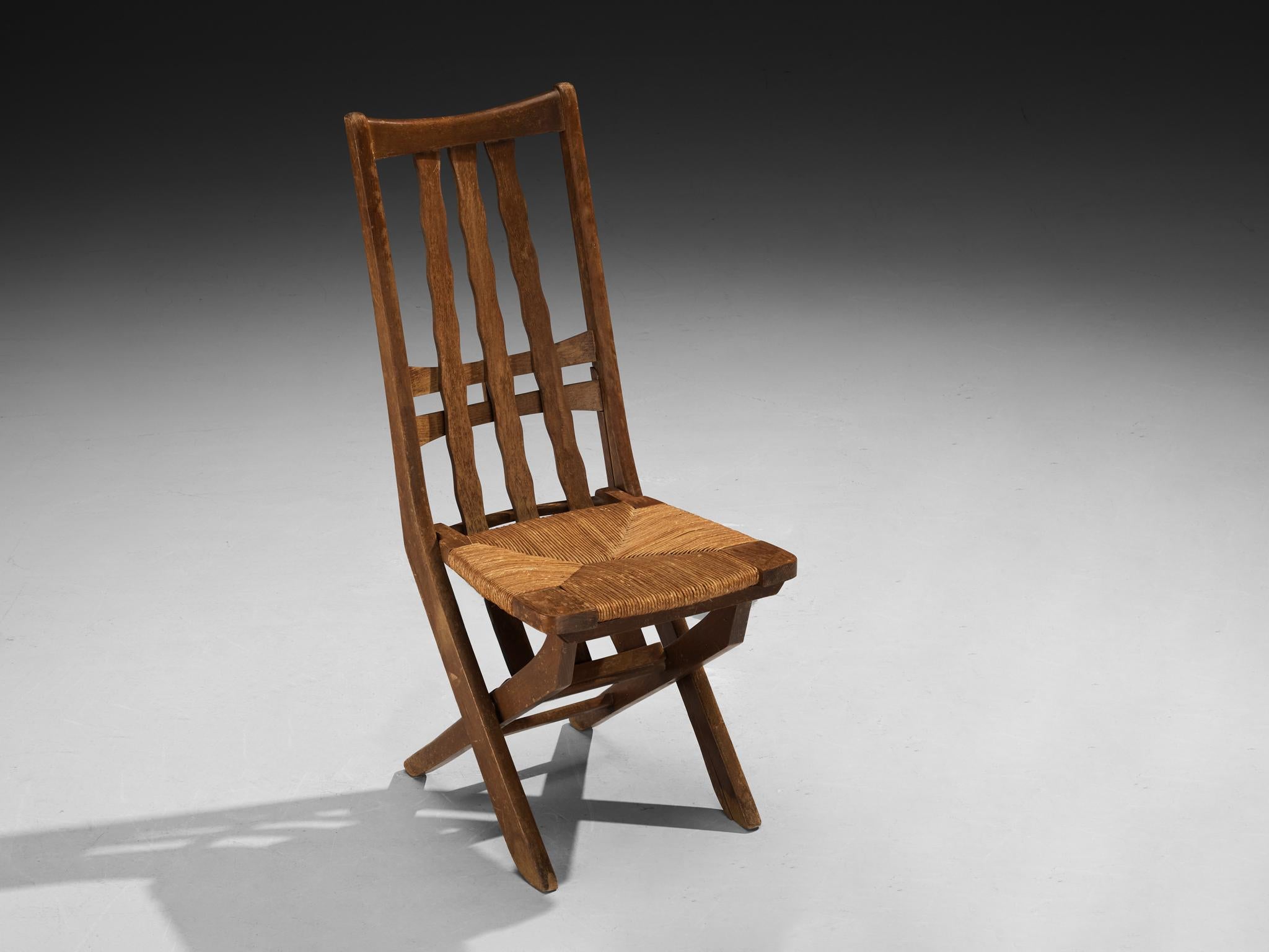 Fauteuils de salon français rustiques à haut dossier en chêne et jonc Bon état - En vente à Waalwijk, NL
