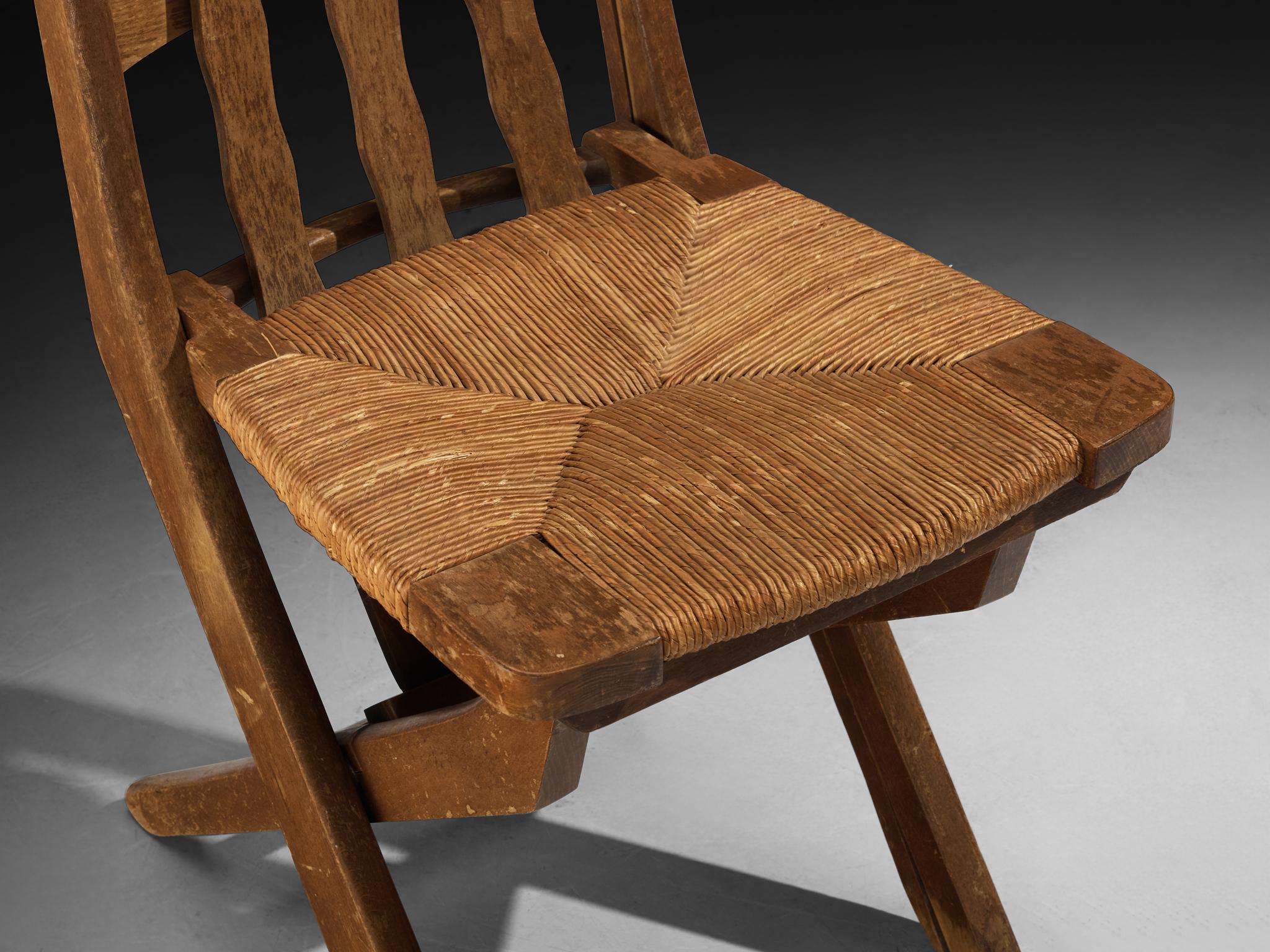 Fauteuils de salon français rustiques à haut dossier en chêne et jonc en vente 2