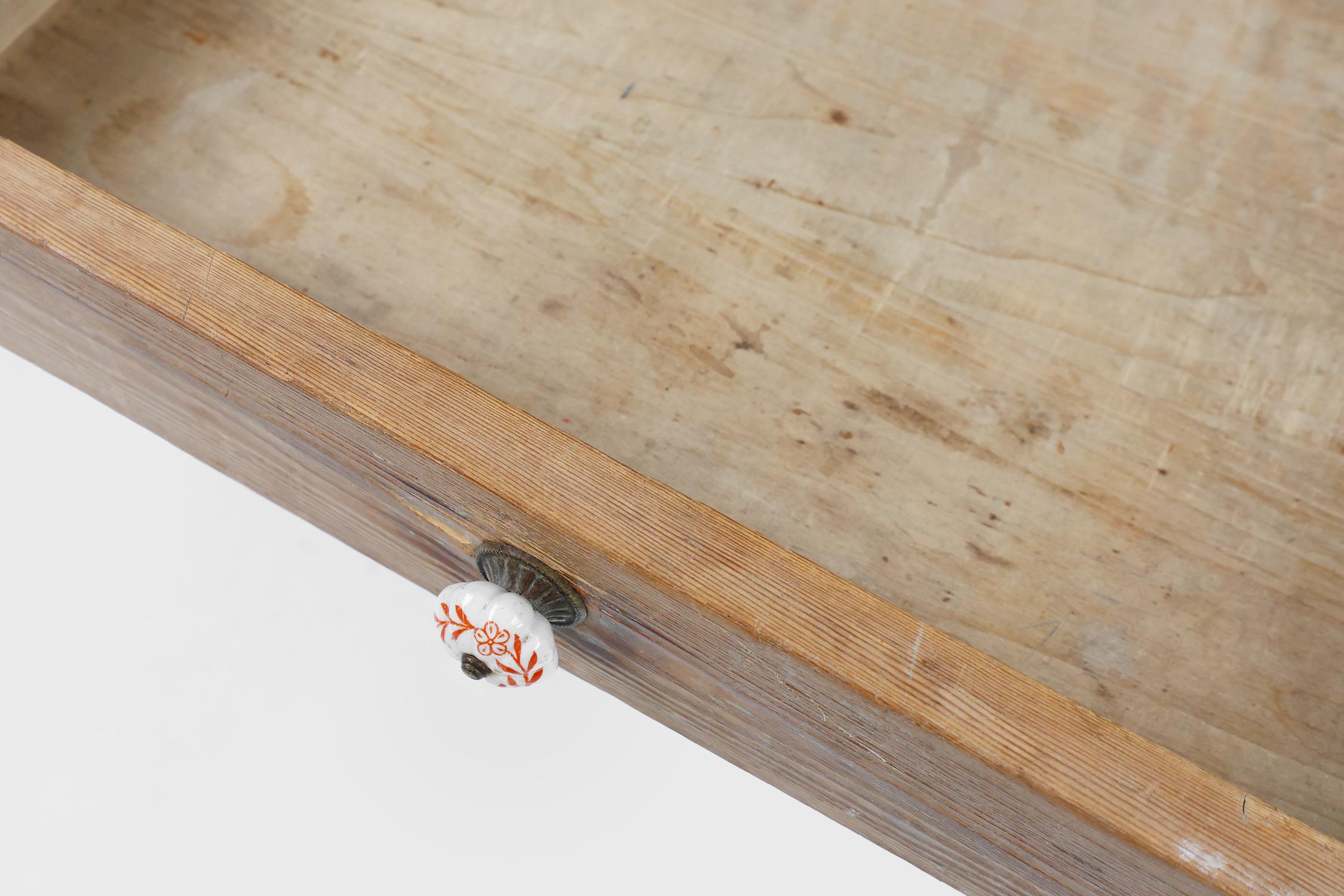 Rustic French pine wood dinner table with zinc top, ca. 1850 For Sale 5