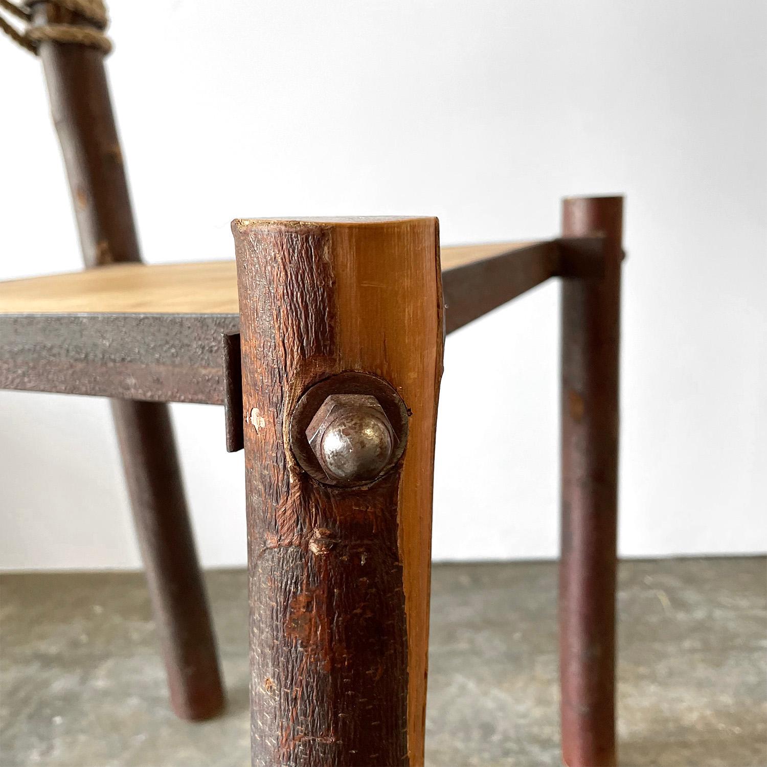 Fauteuil primitif français rustique en vente 7