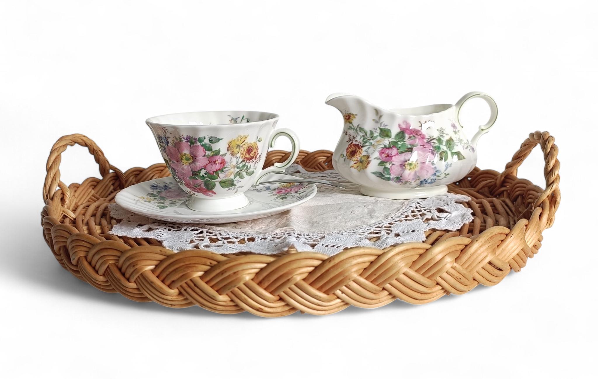 Vassoio rustico in vimini con manico rotondo della Provenza francese, Francia in vendita 1