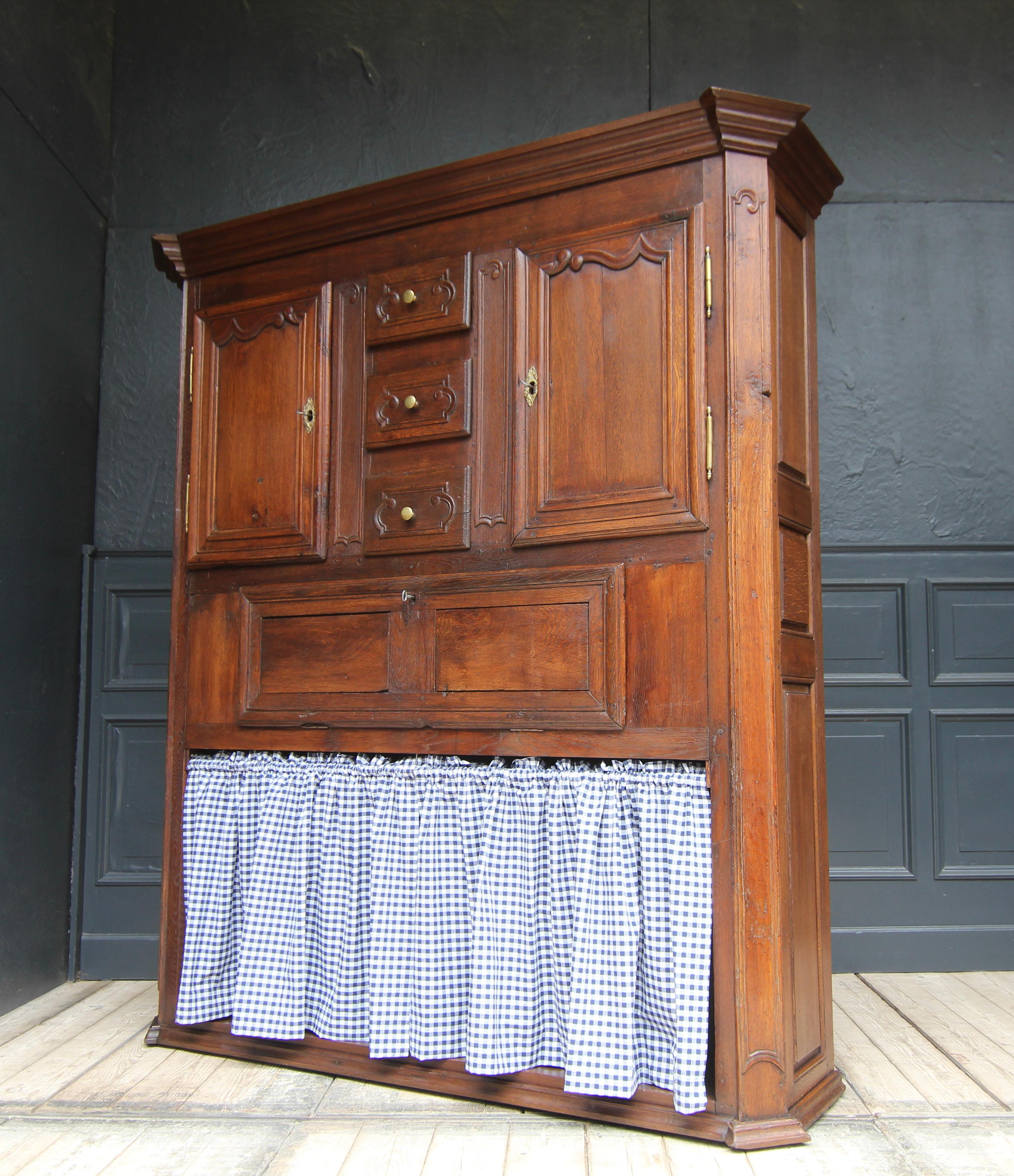 Rustic French Provincial 18th Century Oak Kitchen Pantry Cupboard 4