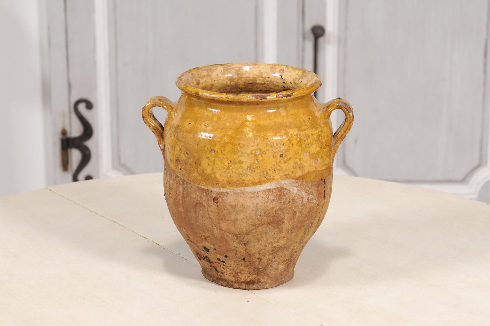 Rustic French Provincial Double Handled Pottery Pot à Confit with Yellow Glaze For Sale 4