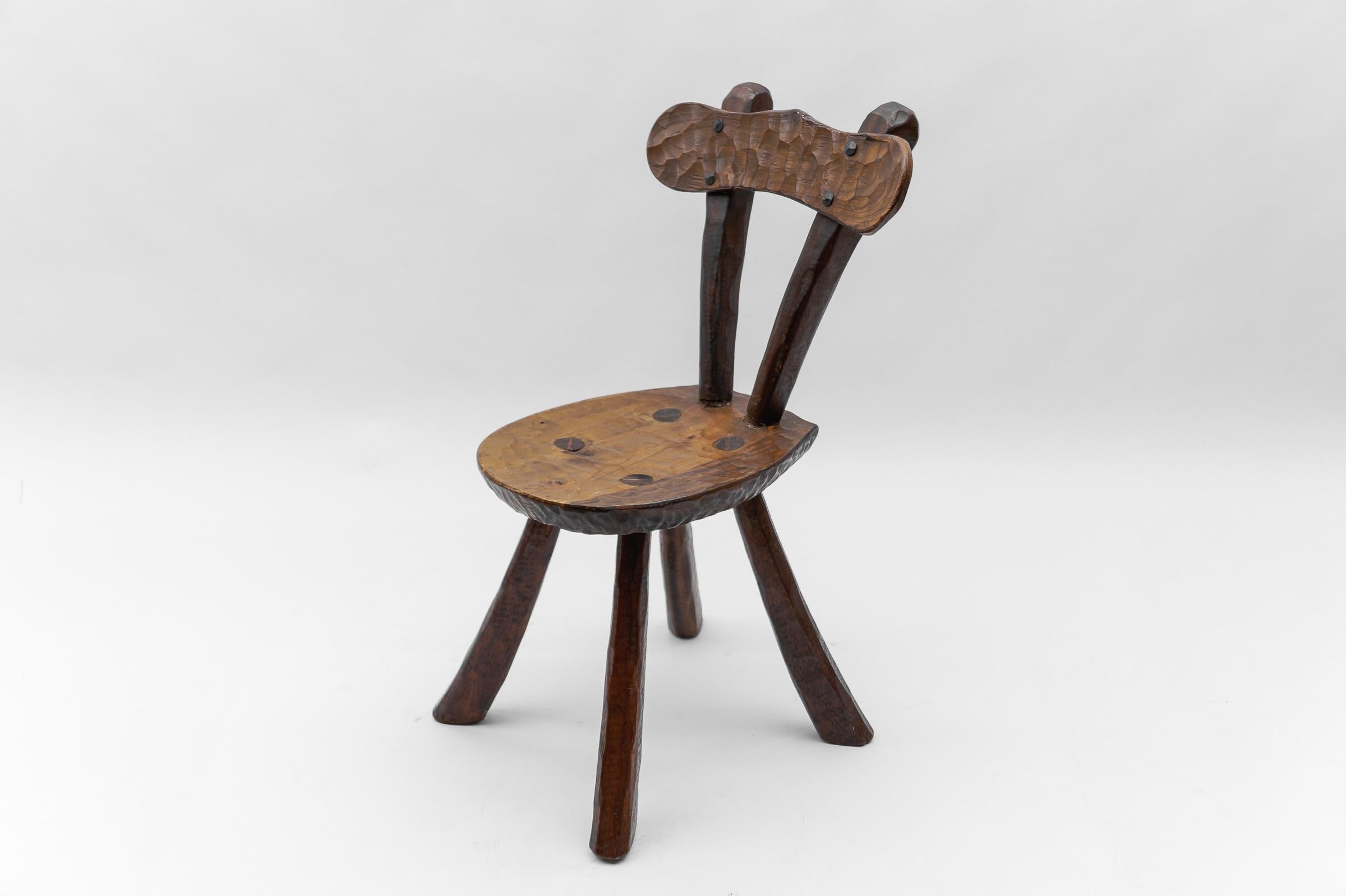 Rustic French Provincial Sculptured Chair in the Style of Alexandre Noll, 1960s In Good Condition For Sale In Nürnberg, Bayern