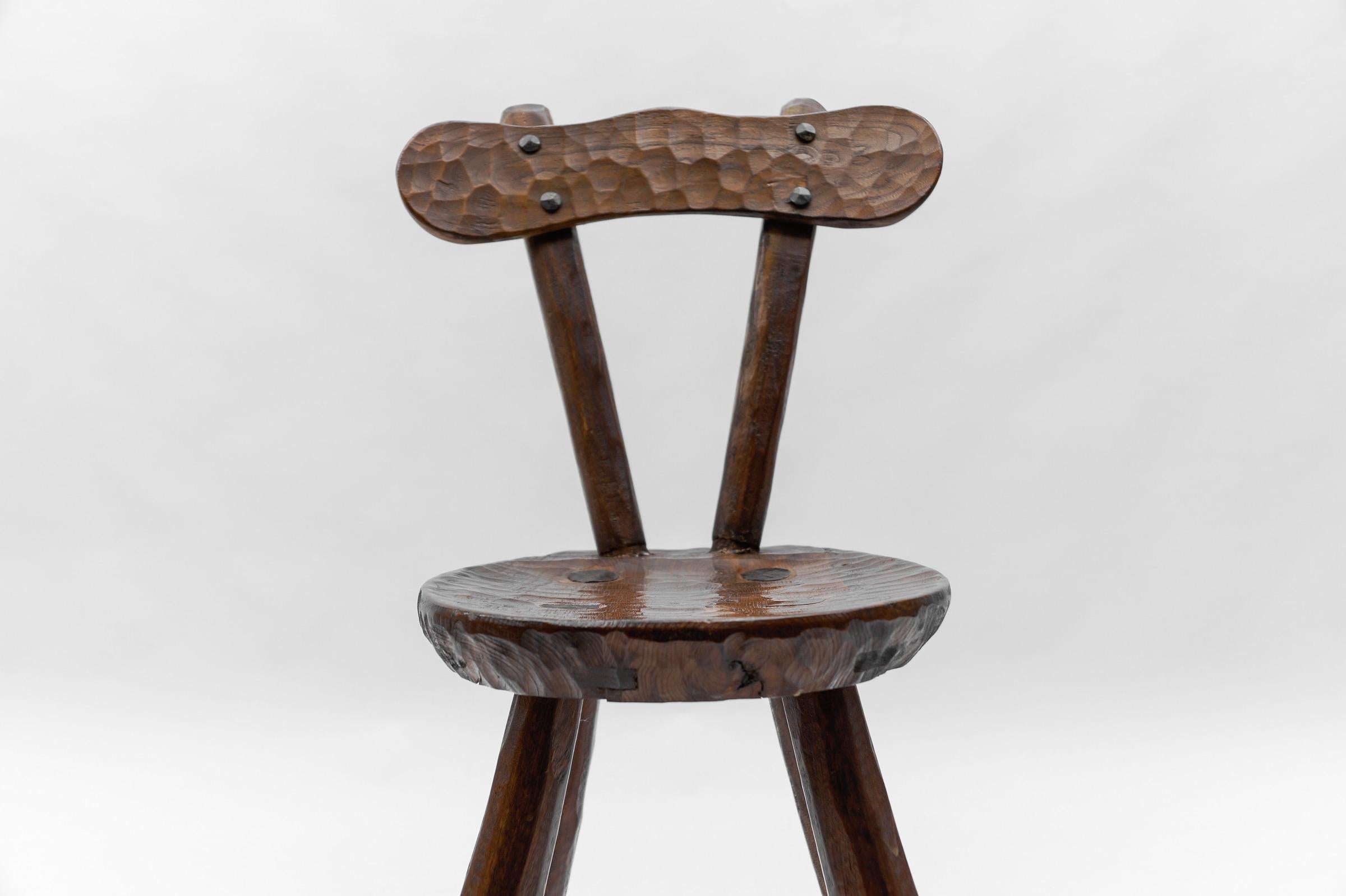 Rustic French Provincial Sculptured Chair in the Style of Alexandre Noll, 1960s For Sale 1
