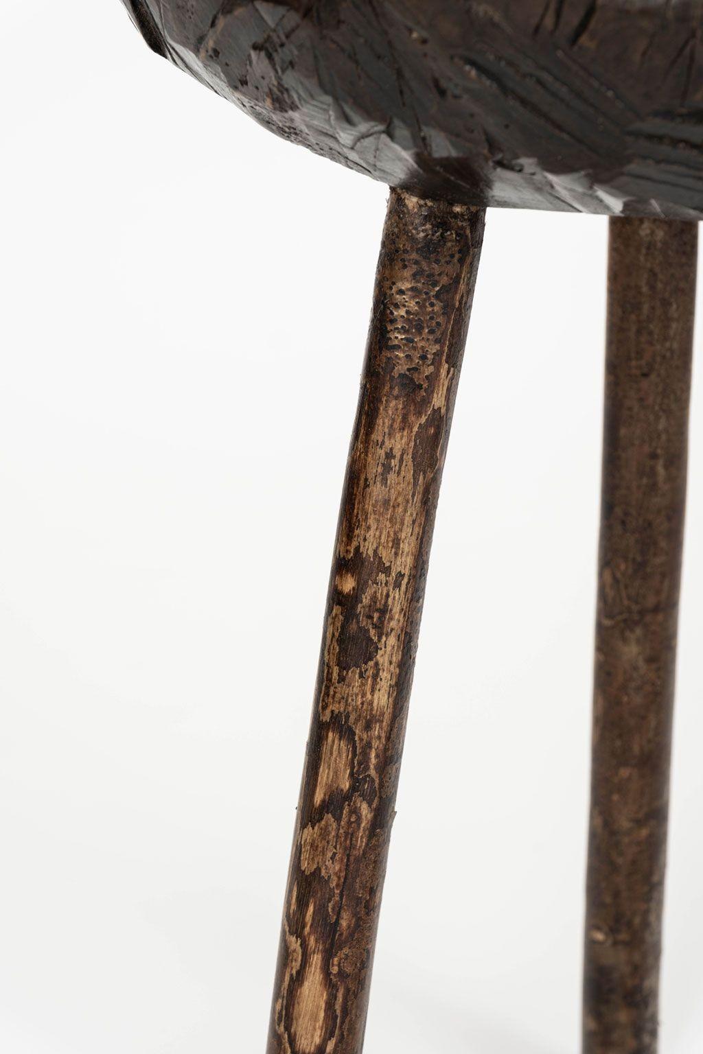 Rustikaler französischer Beistelltisch oder Ständer, um 1810. Wurde früher als Fleischereiblock verwendet.