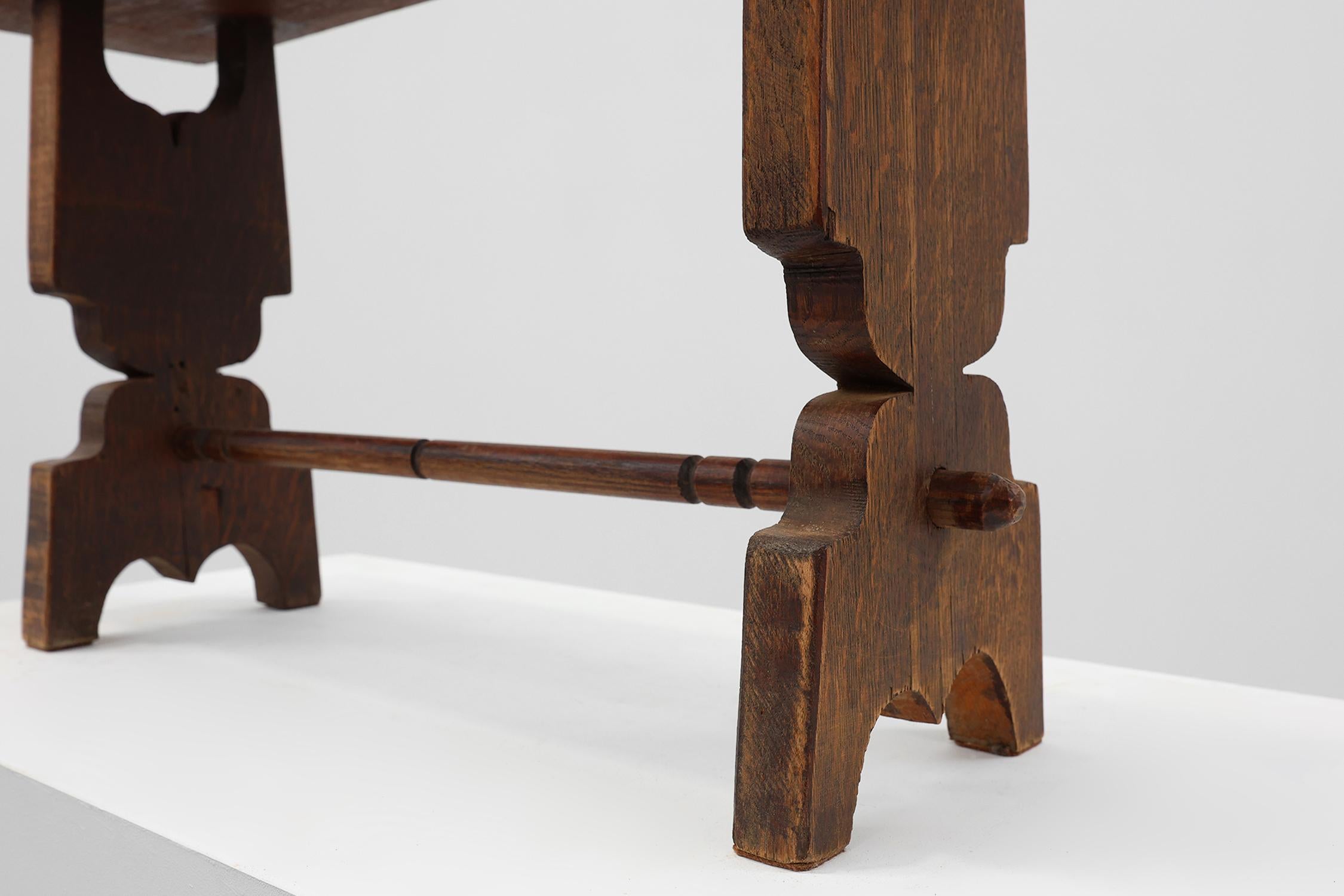 Intagliato a mano Rustic French solid Oak Bench, France, circa 1900 in vendita